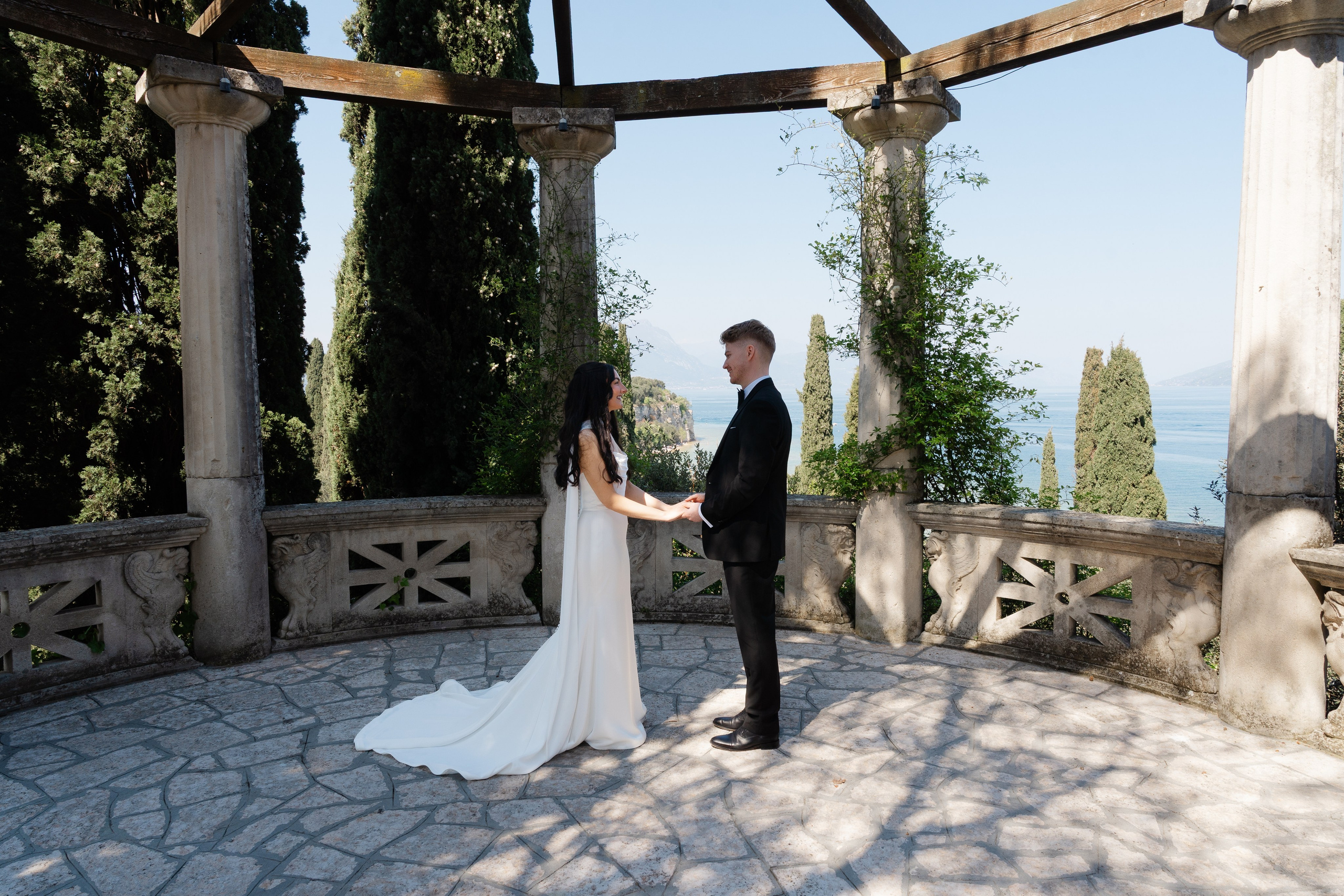 NATALIE AND ANDREW_ ELOPEMENT on LAKE GARDA. PHOTOGRAPHER IN ITALY