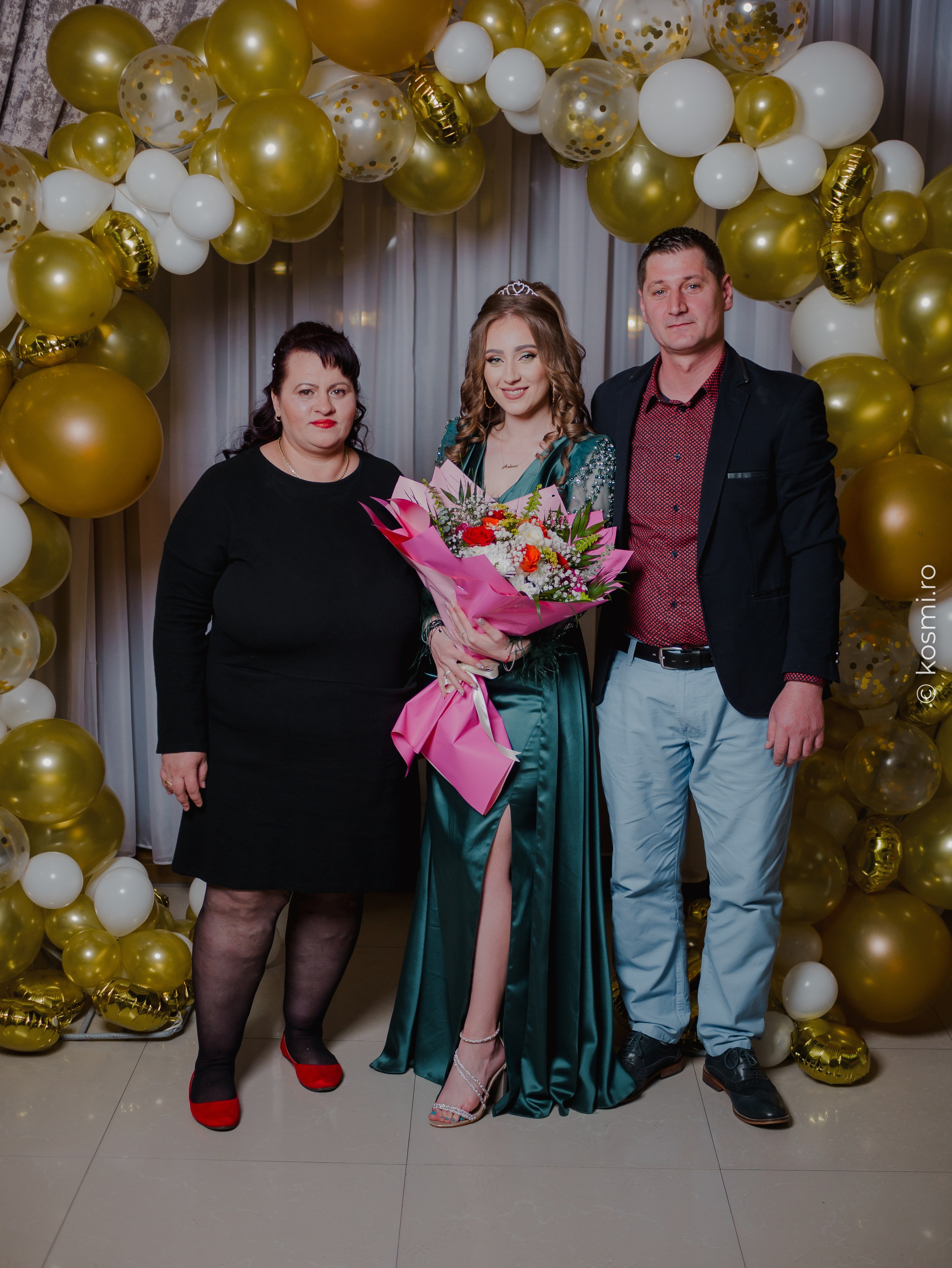 Majorat Andreea. Kosmi