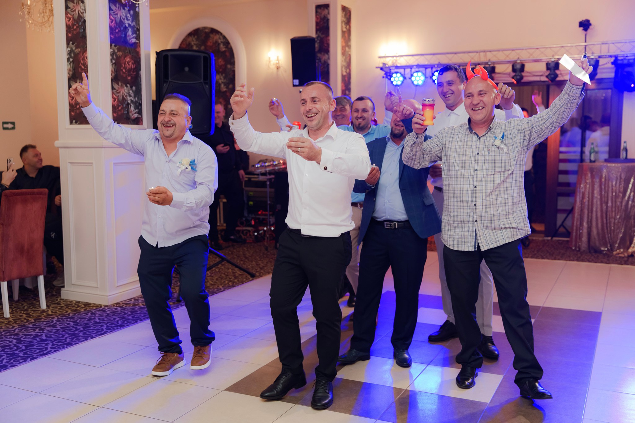 Mihai & Oana. Servicii foto-video profesionale, pentru momente de neuitat