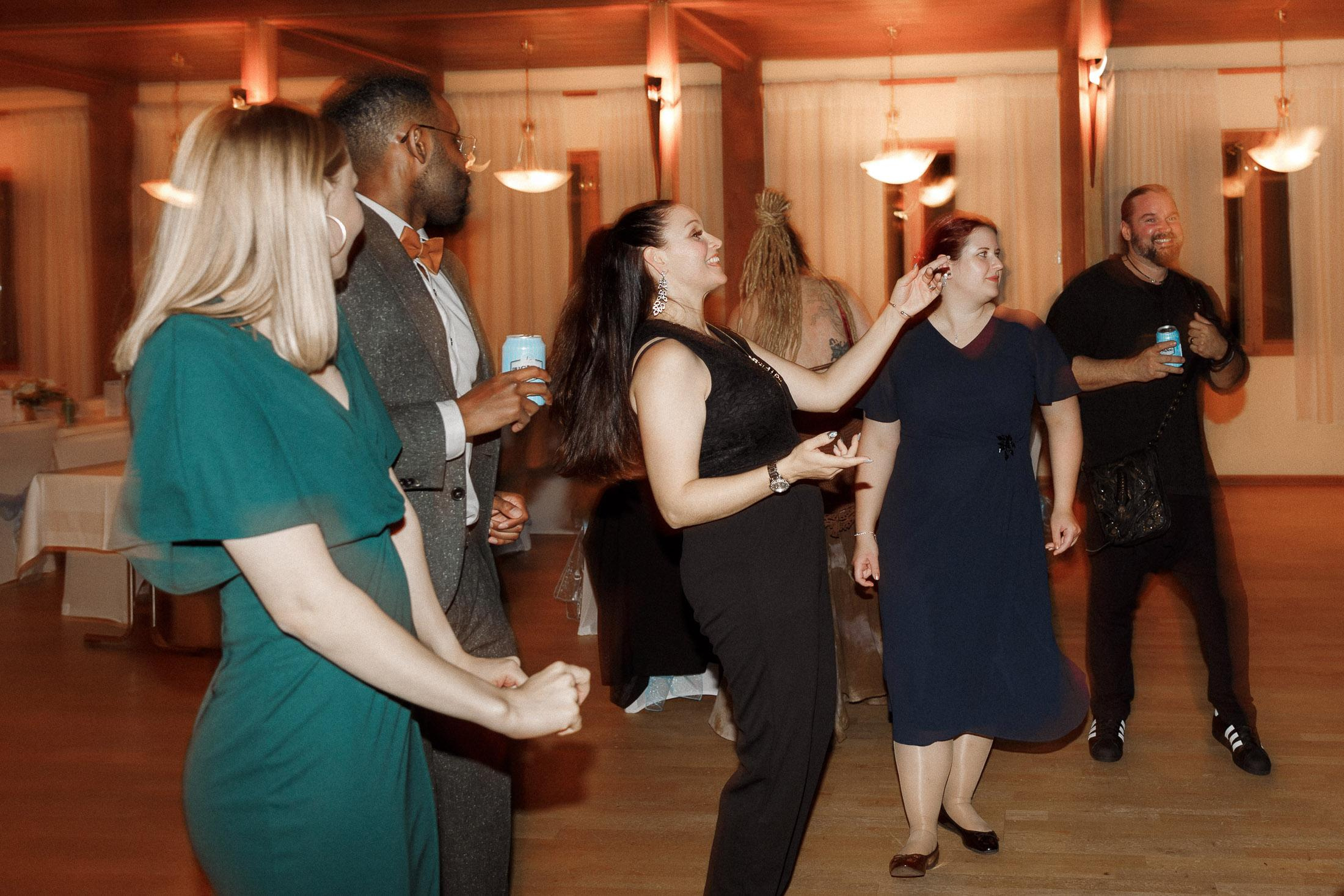 Salla&Antti, hääkuvaus Martin kirkko ja Juhlakartano Kappelinranta