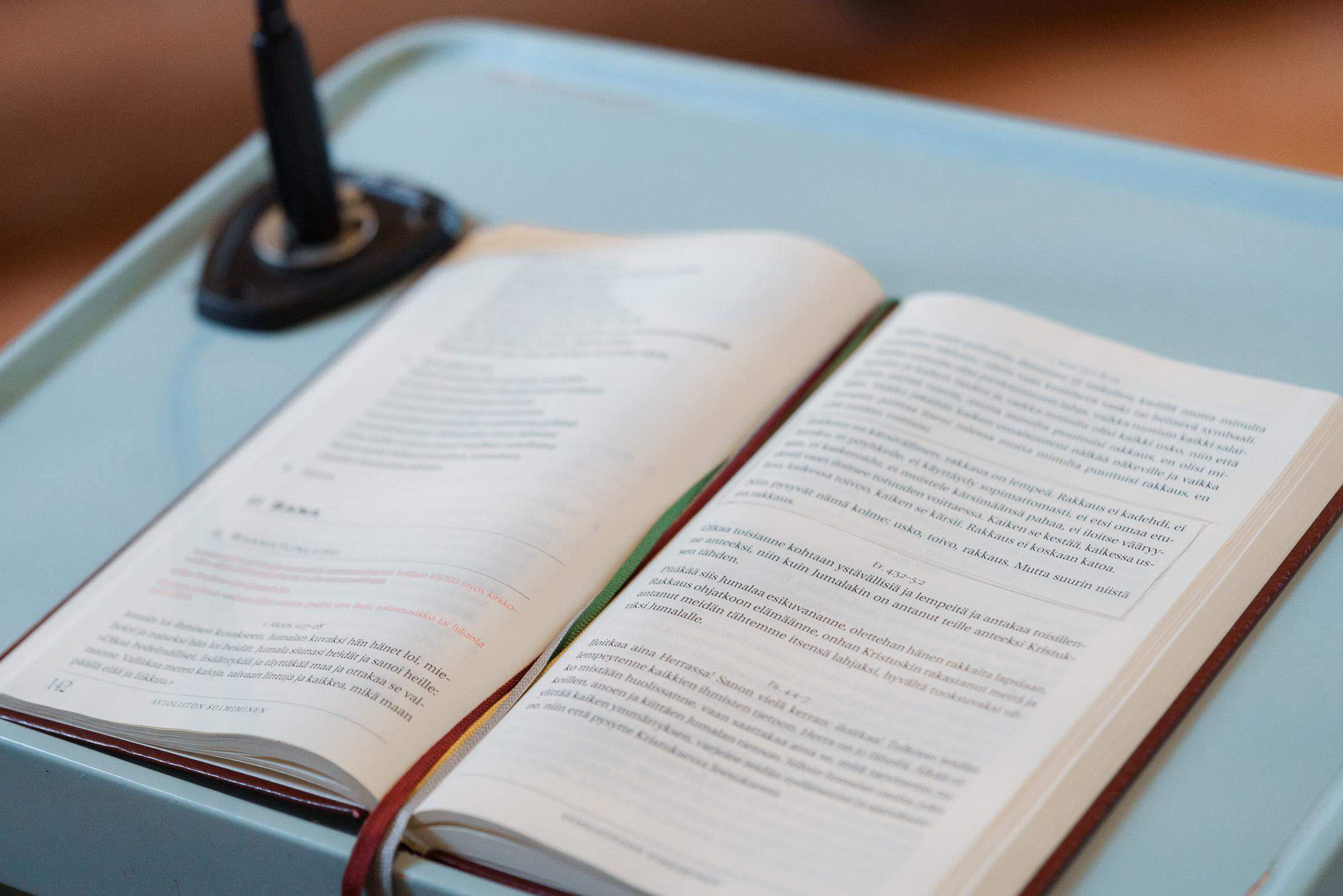 Salla&Antti, hääkuvaus Martin kirkko ja Juhlakartano Kappelinranta