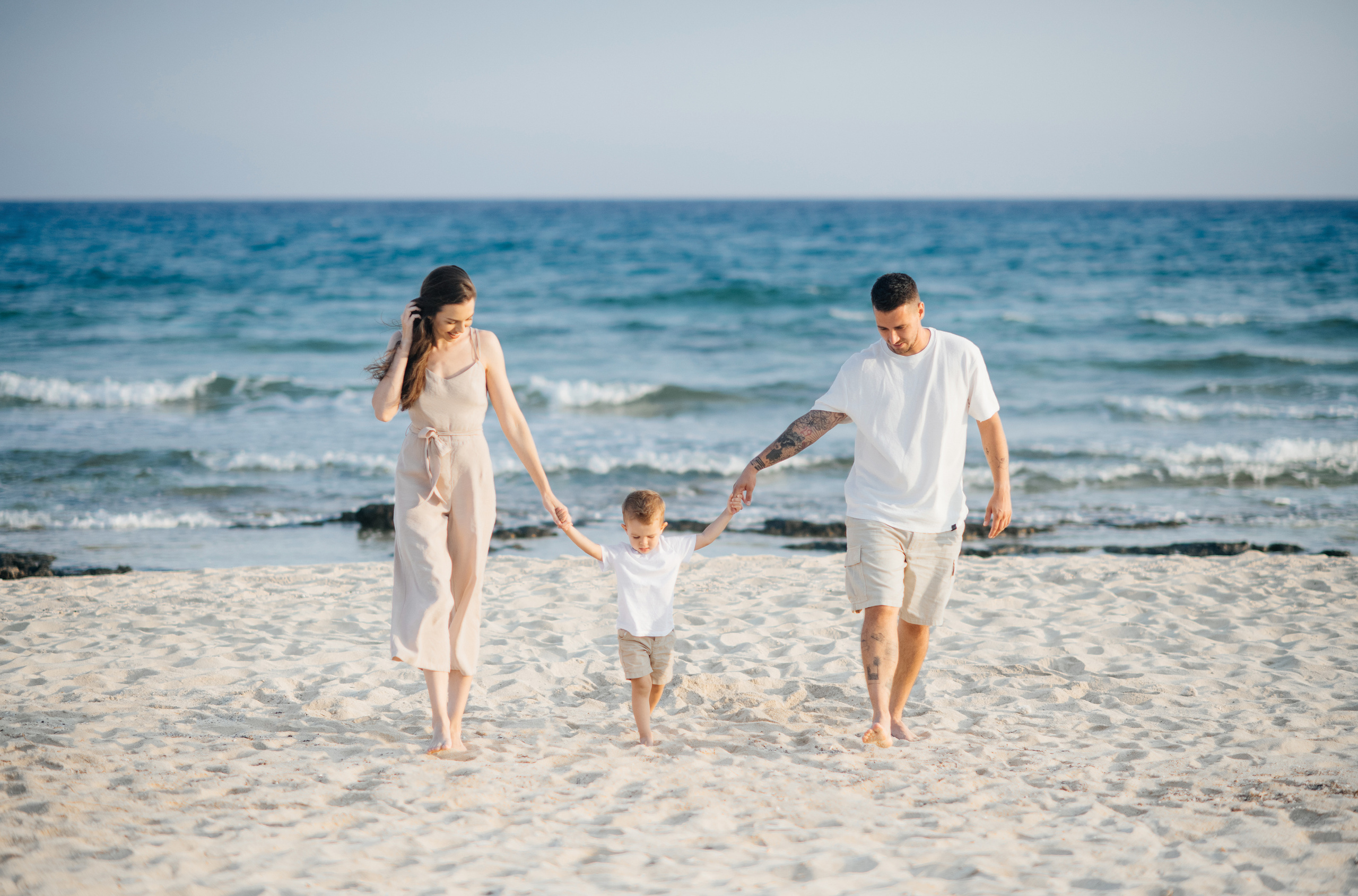 На диком пляже. Фотограф на Кипре