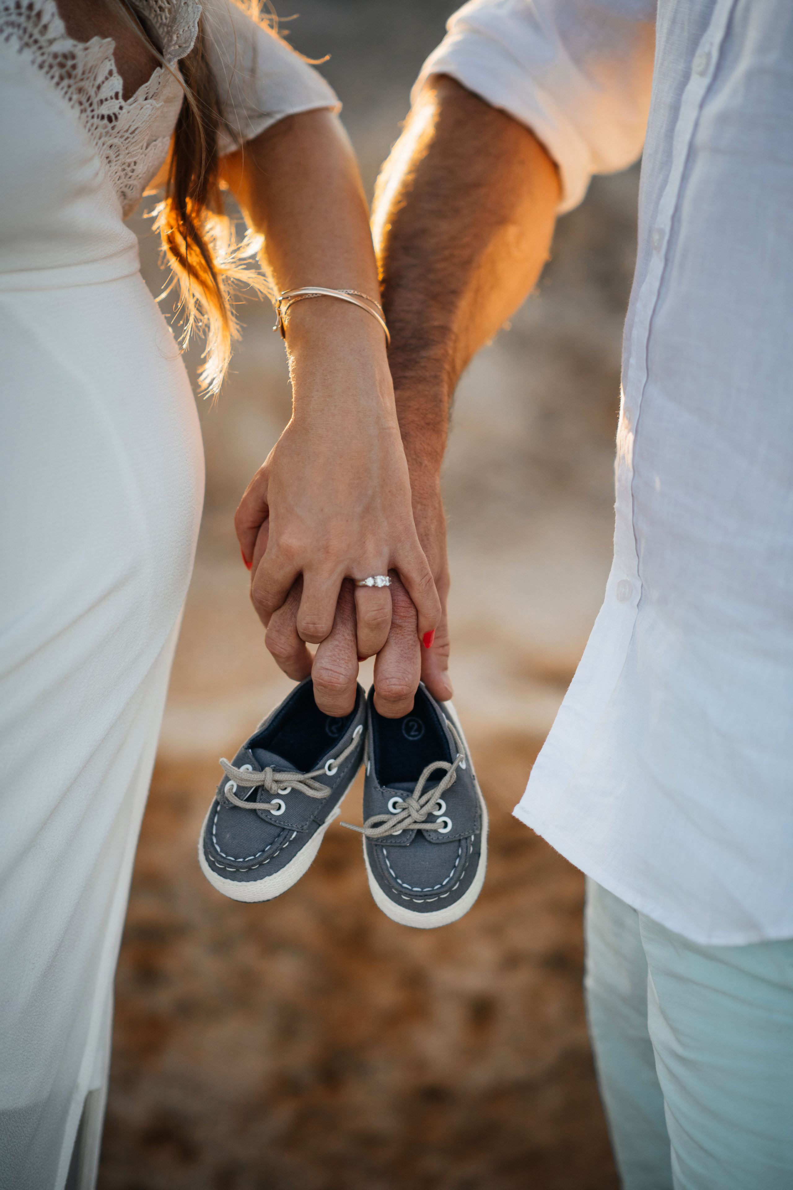 На морских скалах. Фотограф на Кипре