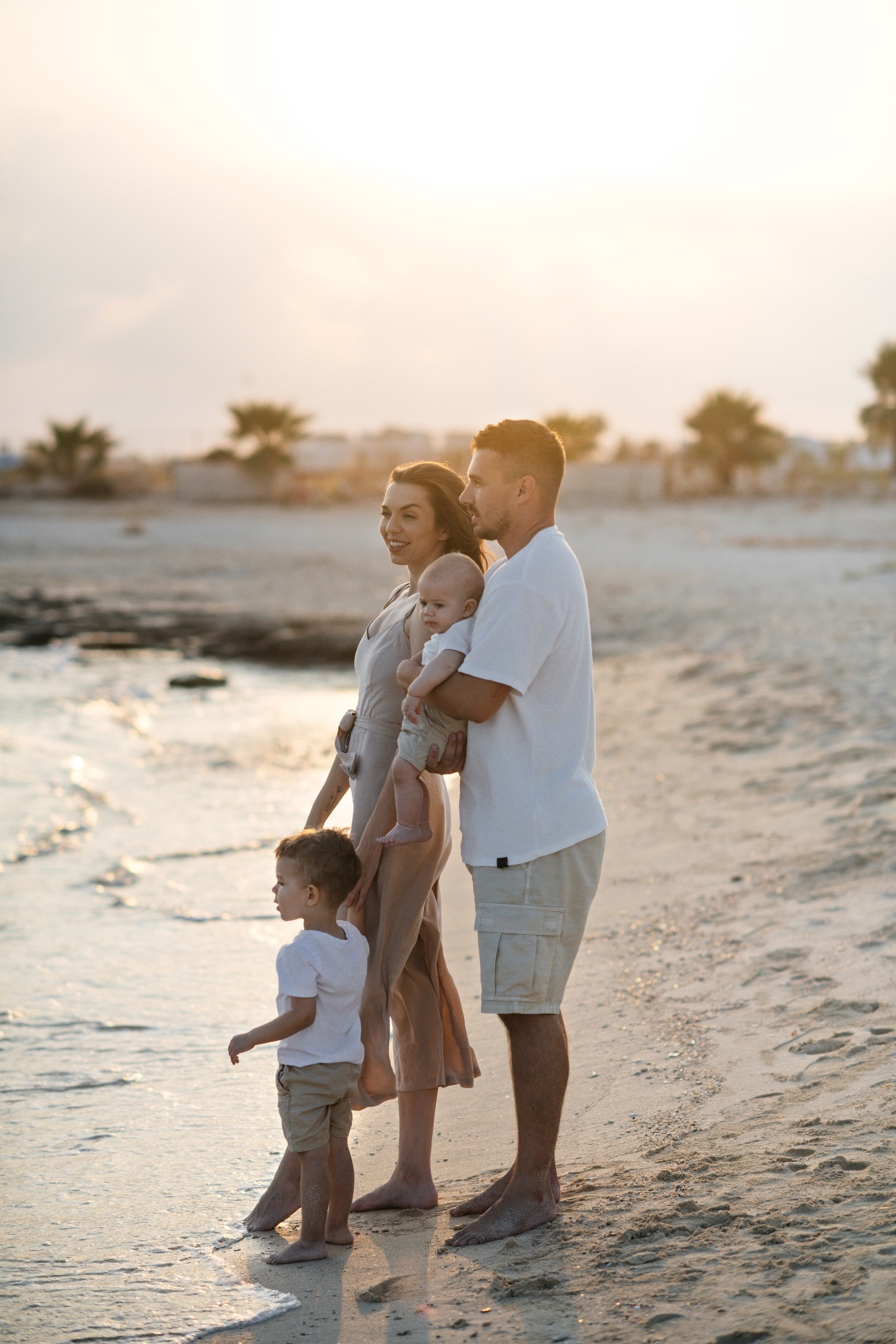 На диком пляже. Фотограф на Кипре