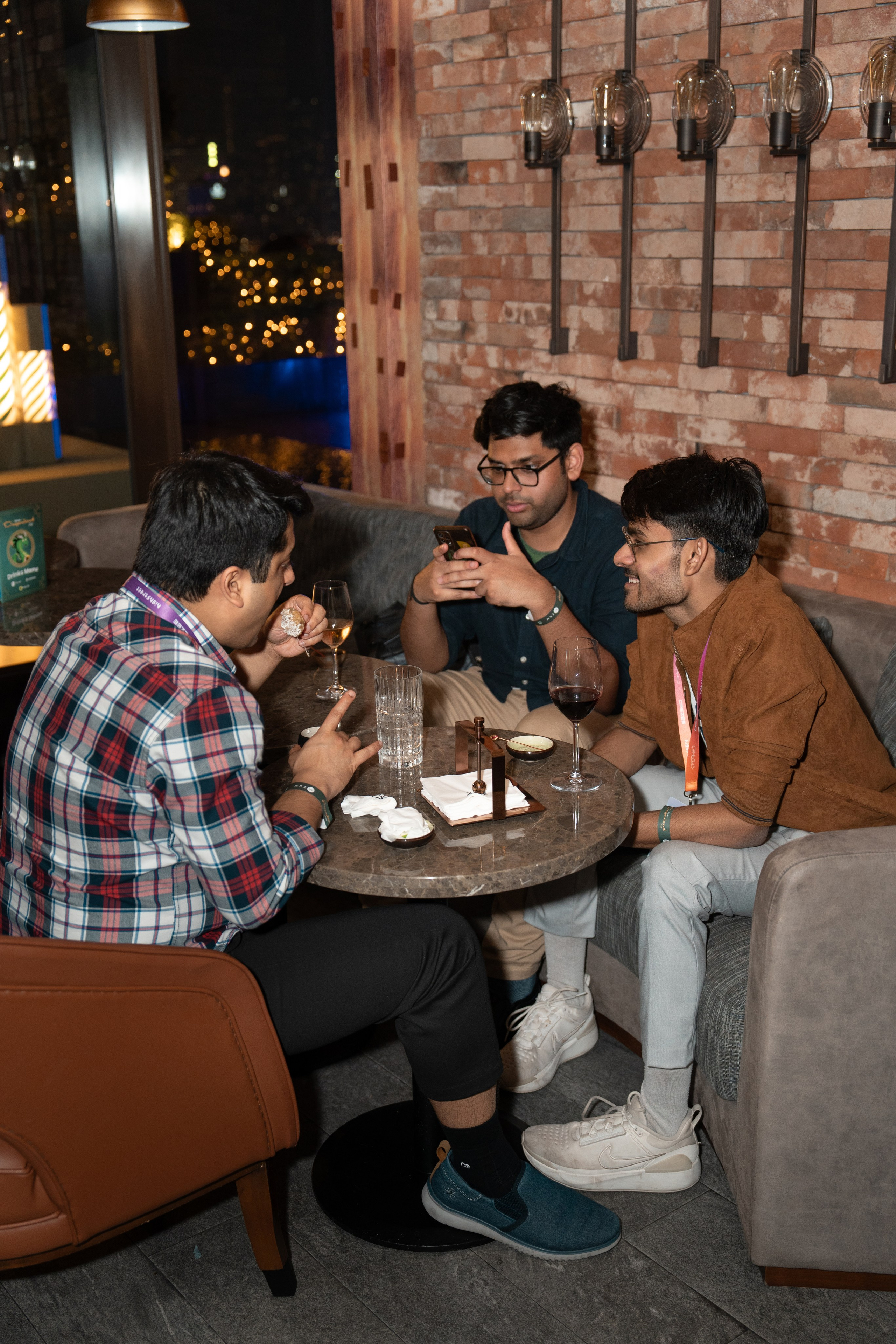 ZKM. ФОТОГРАФ В ГОНКОНГЕ (СВАДЬБЫ, FASHION, СЕМЕЙНЫЕ, МЕРОПРИЯТИЯ, ФОТОПРОГУЛКИ)