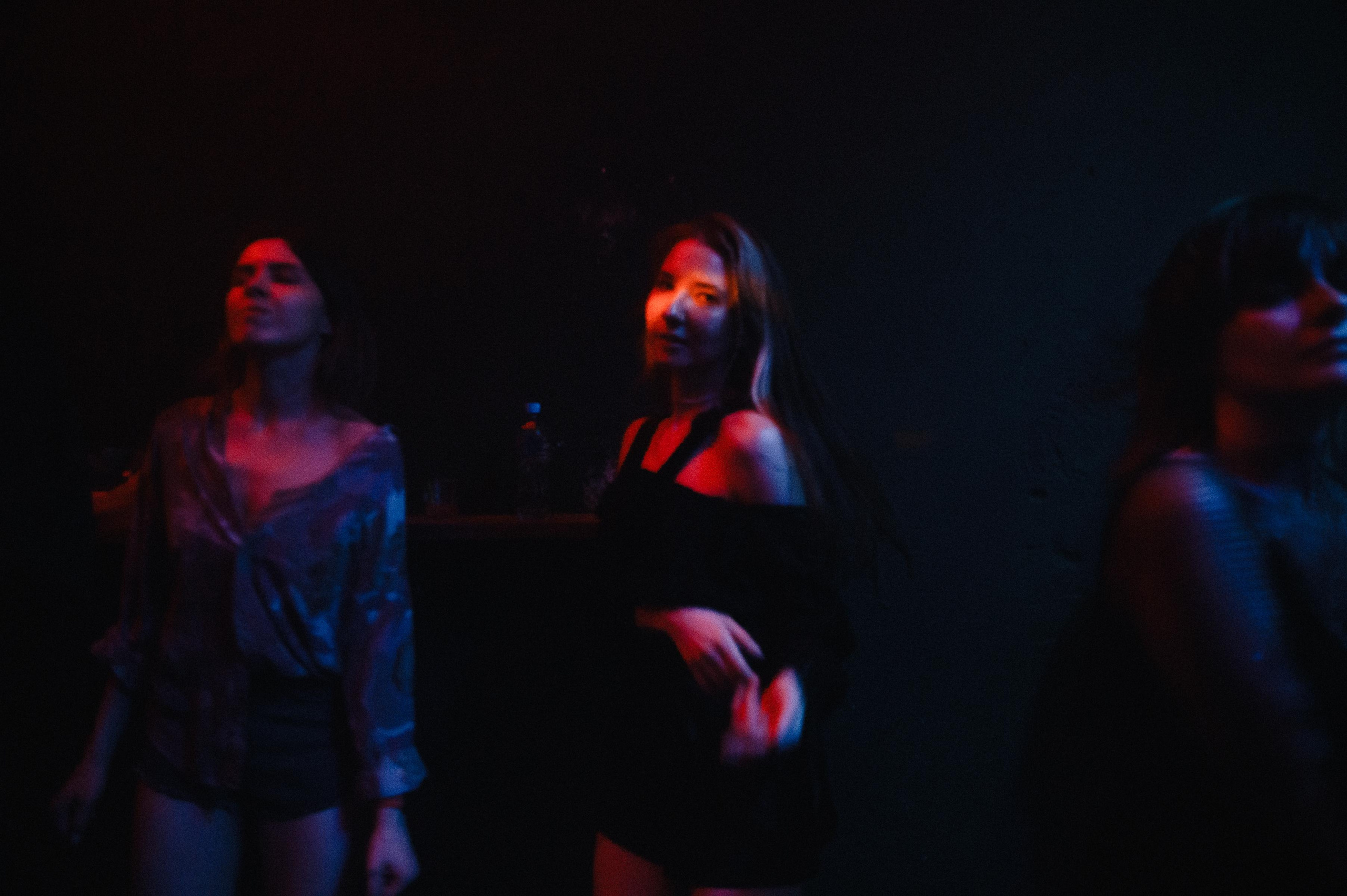 Echoverse. Portrait and reportage photographer