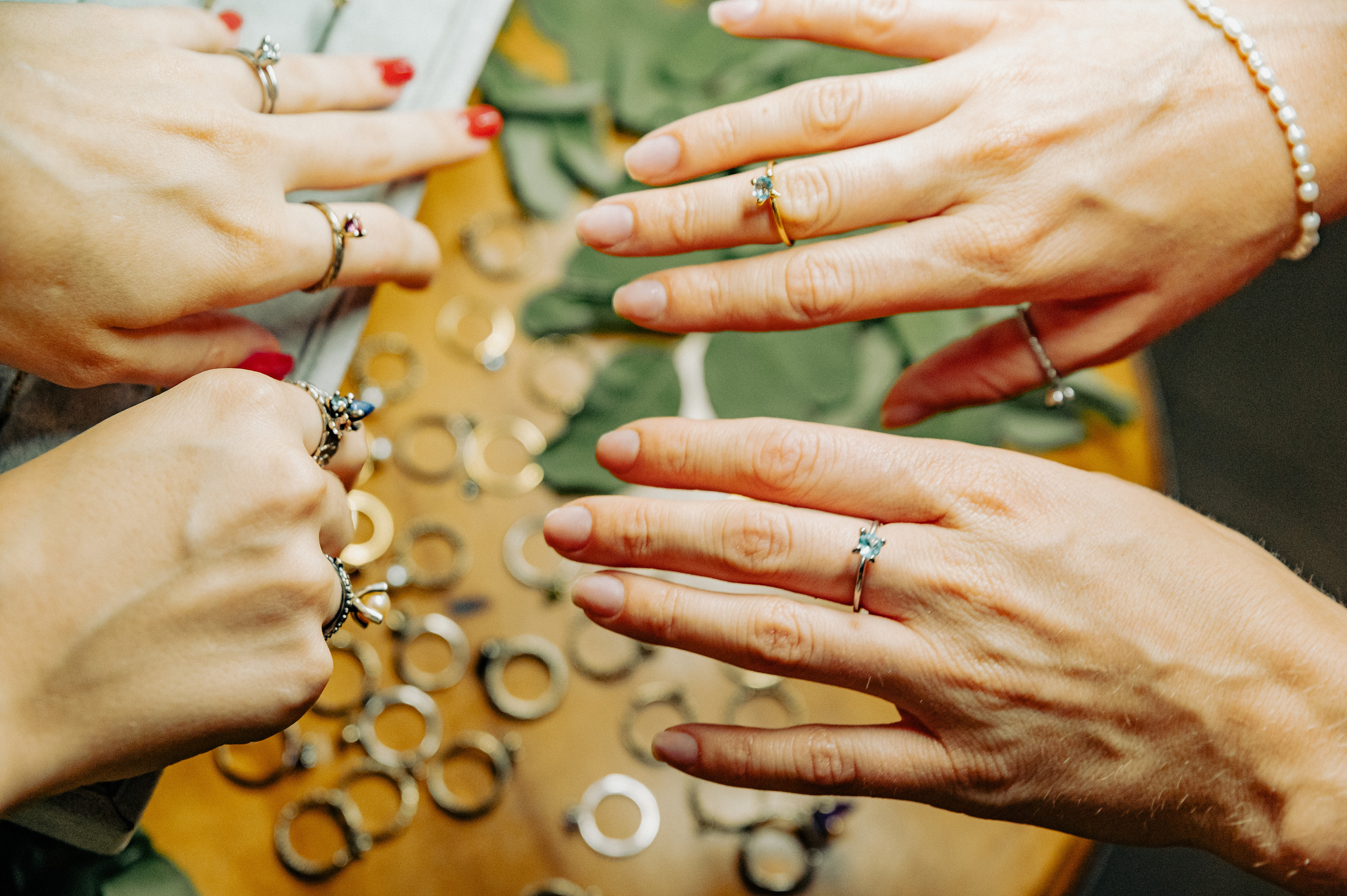 Dreamlanka market. Portrait and reportage photographer