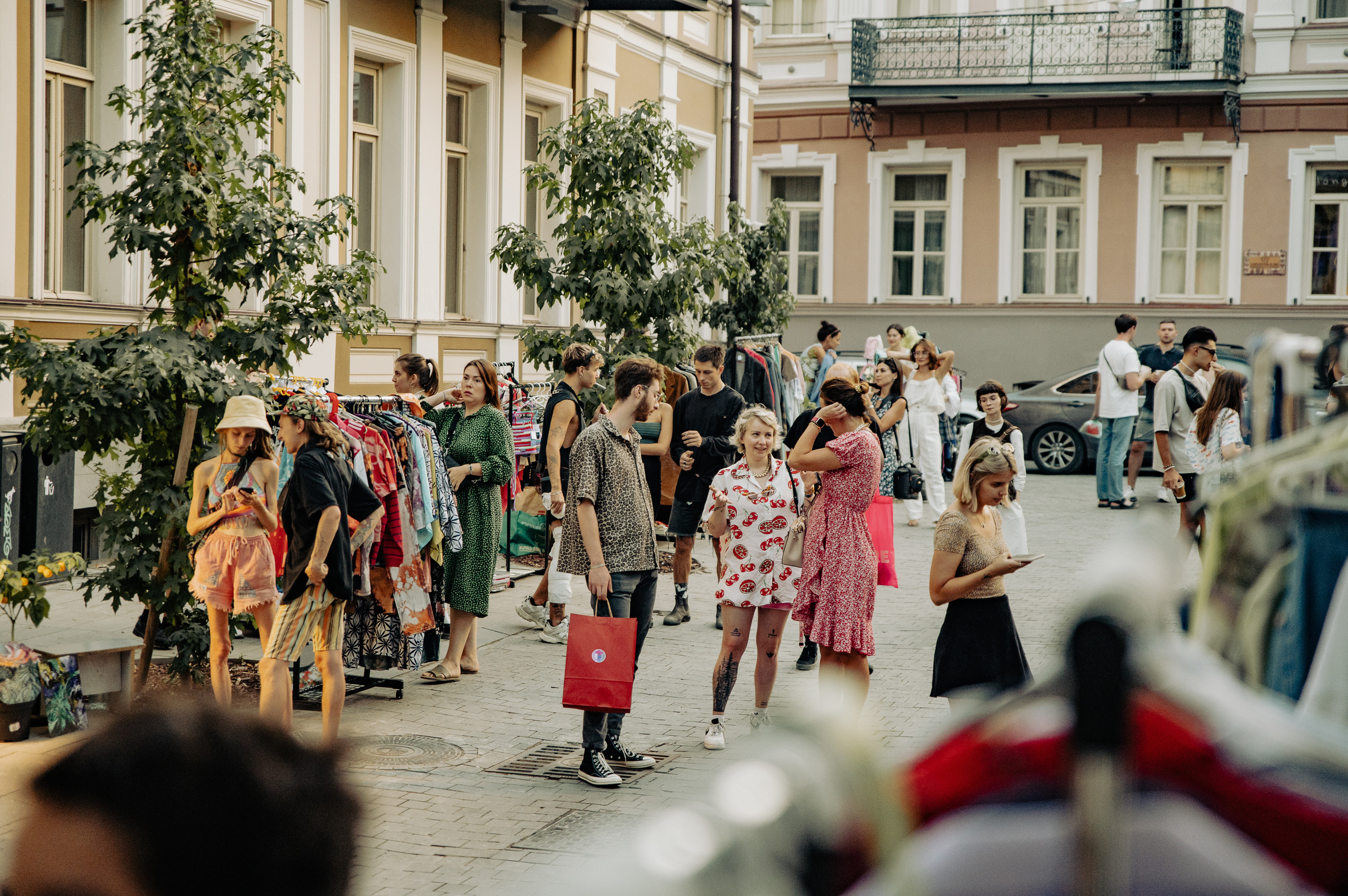Dreamlanka market. Portrait and reportage photographer