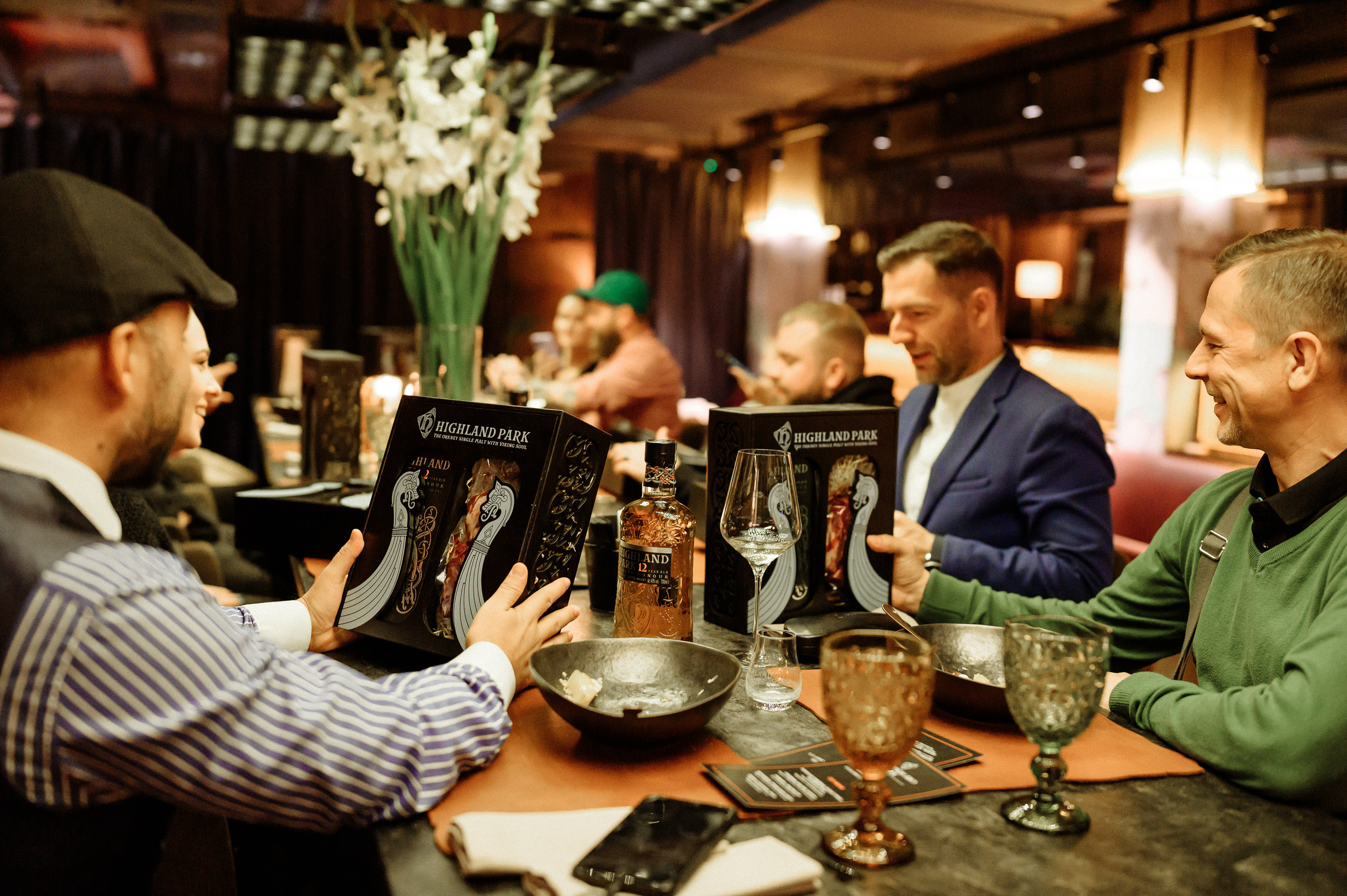 Highland Park & Мясной Цех. Portrait and reportage photographer