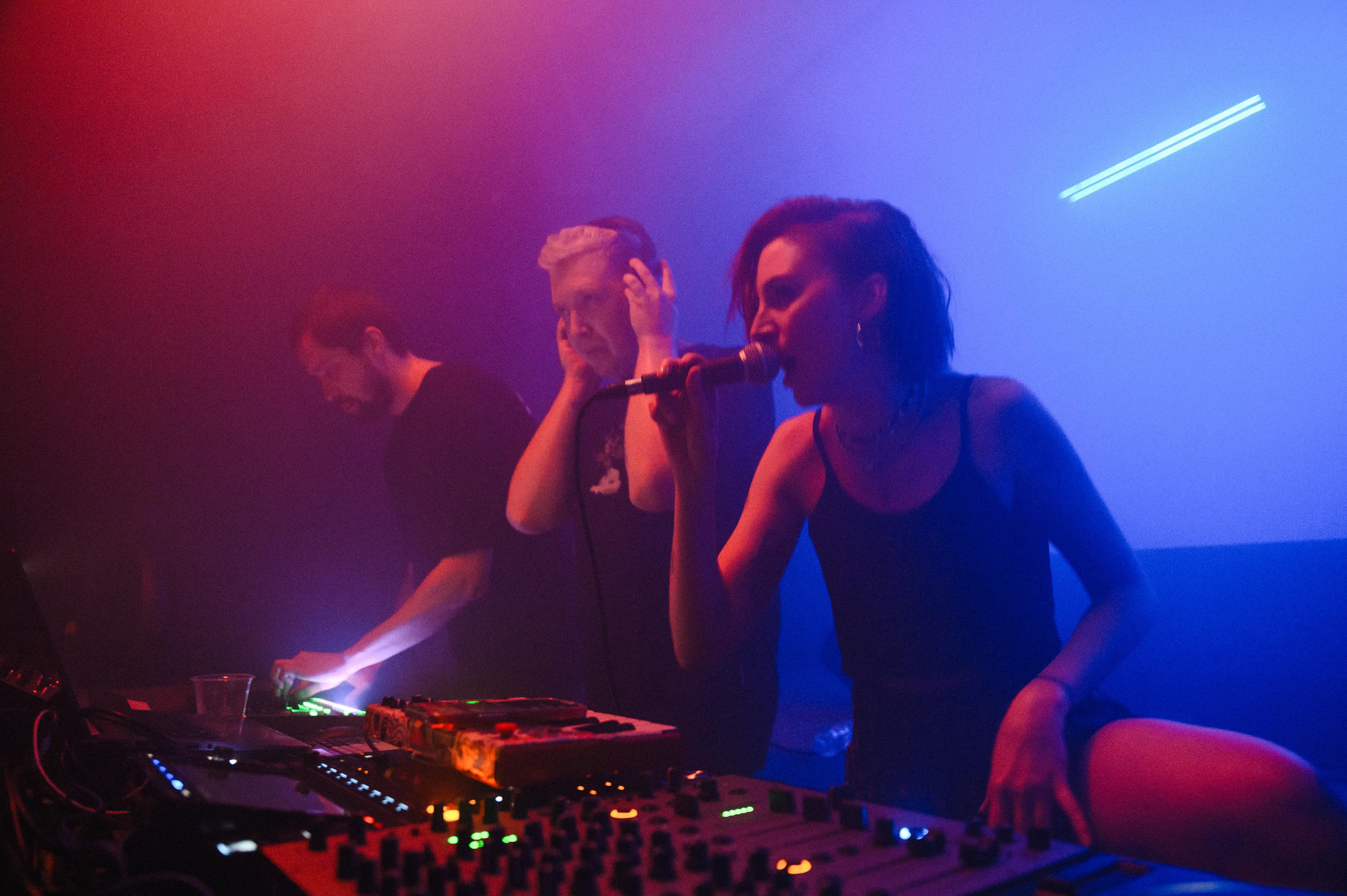 Echoverse. Portrait and reportage photographer