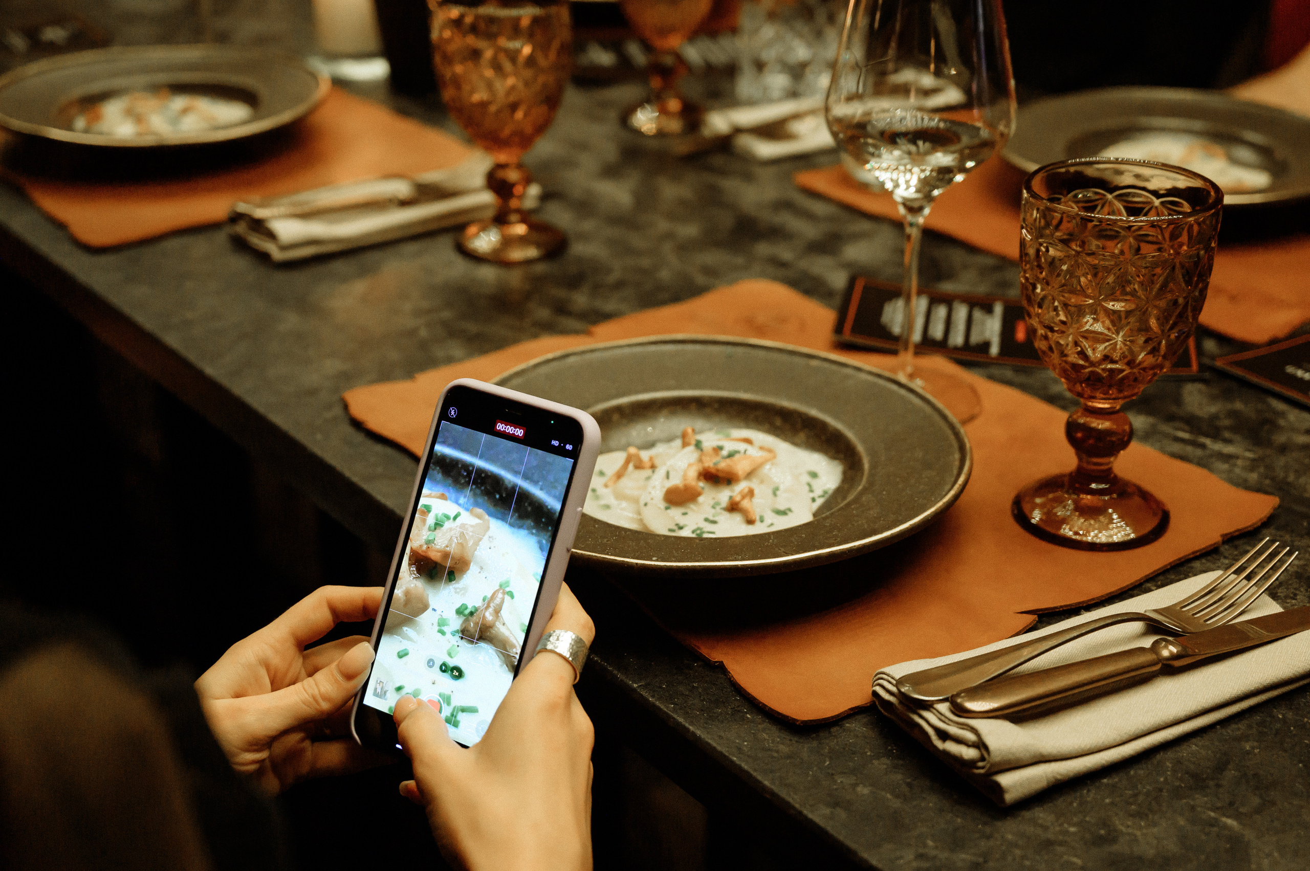 Highland Park & Мясной Цех. Portrait and reportage photographer