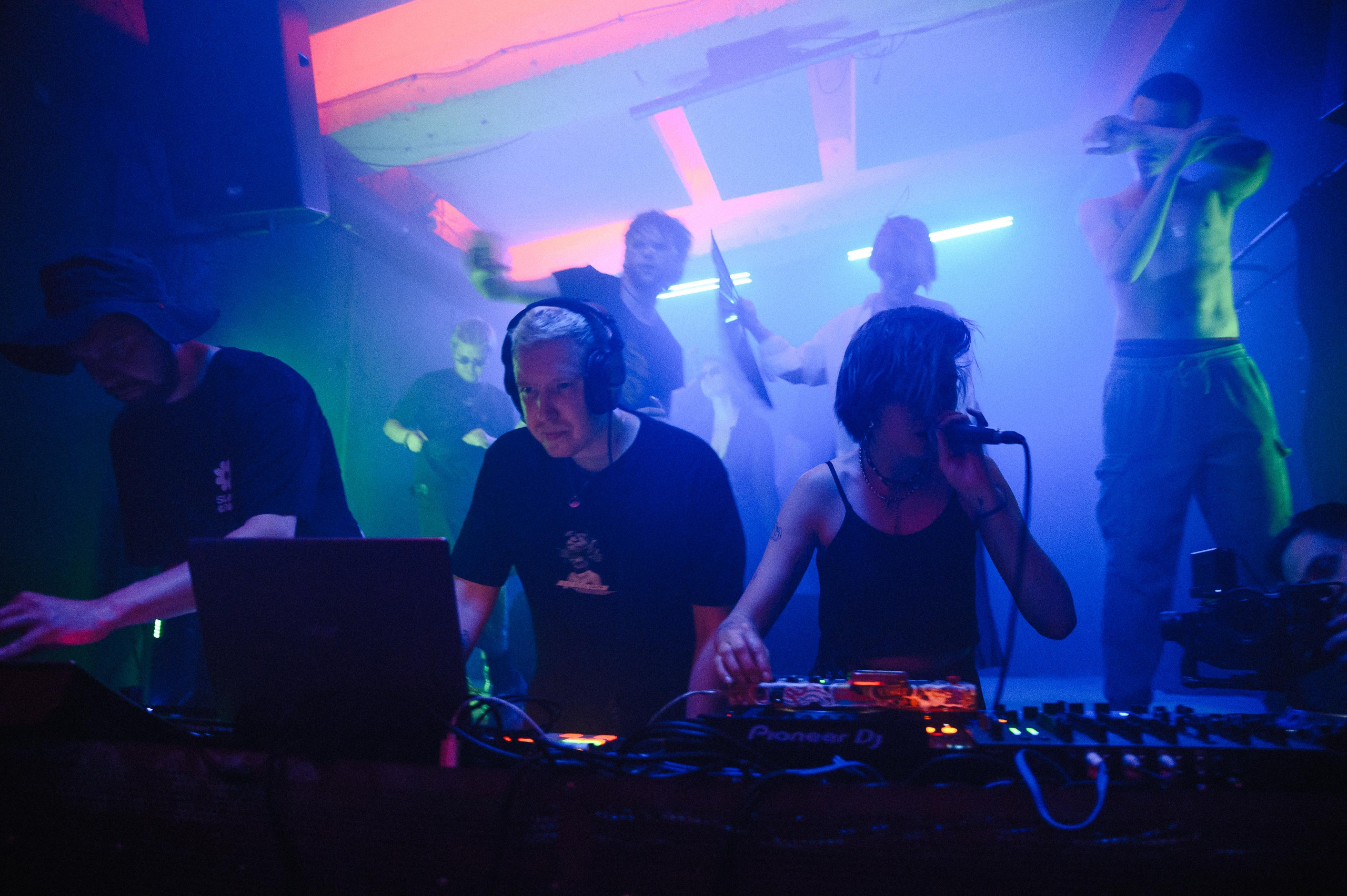 Echoverse. Portrait and reportage photographer