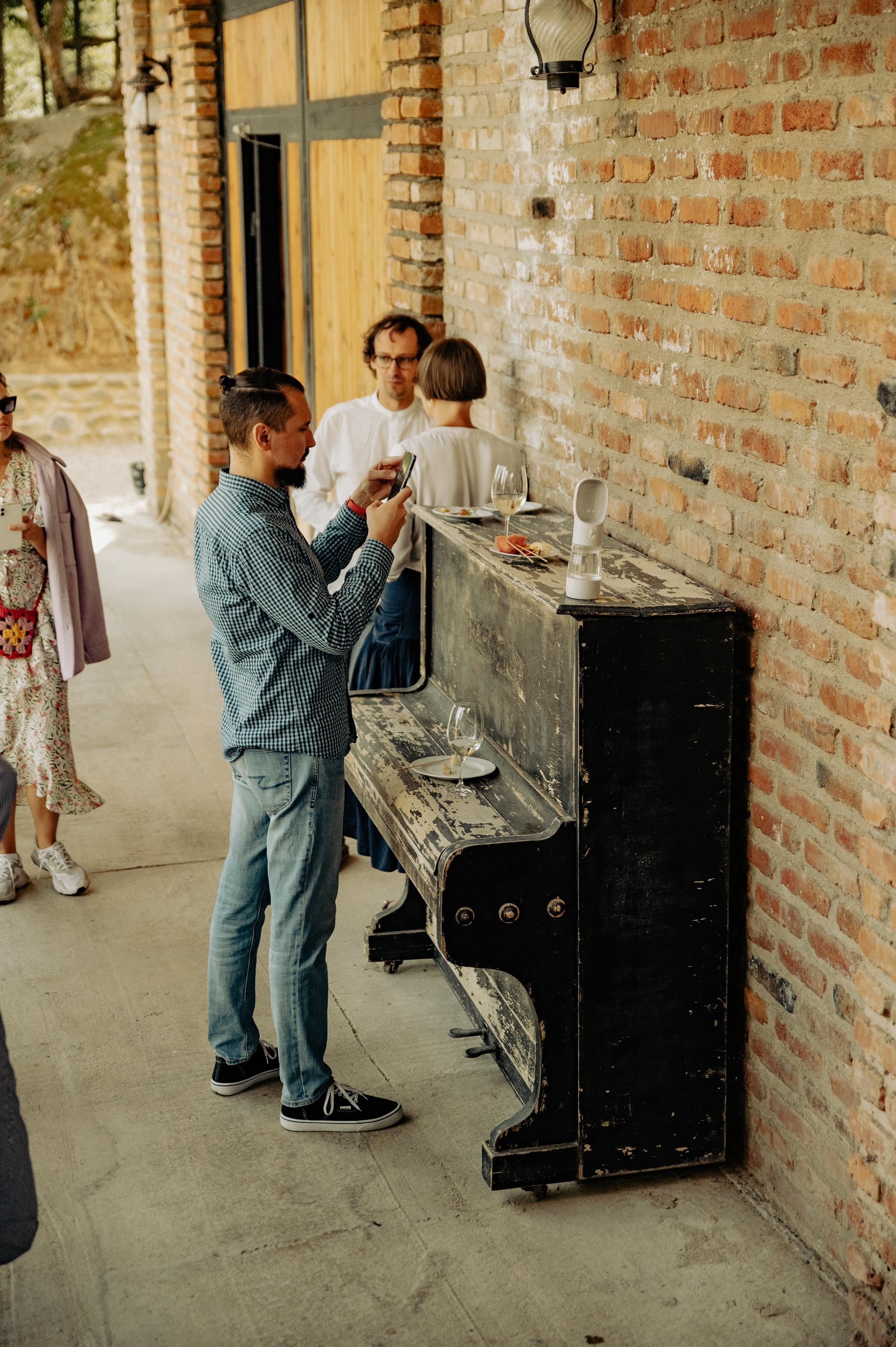 RTKVELLI. Фотограф в Тбилиси. Портрет, репортаж, эвент. Геннадий Демченко