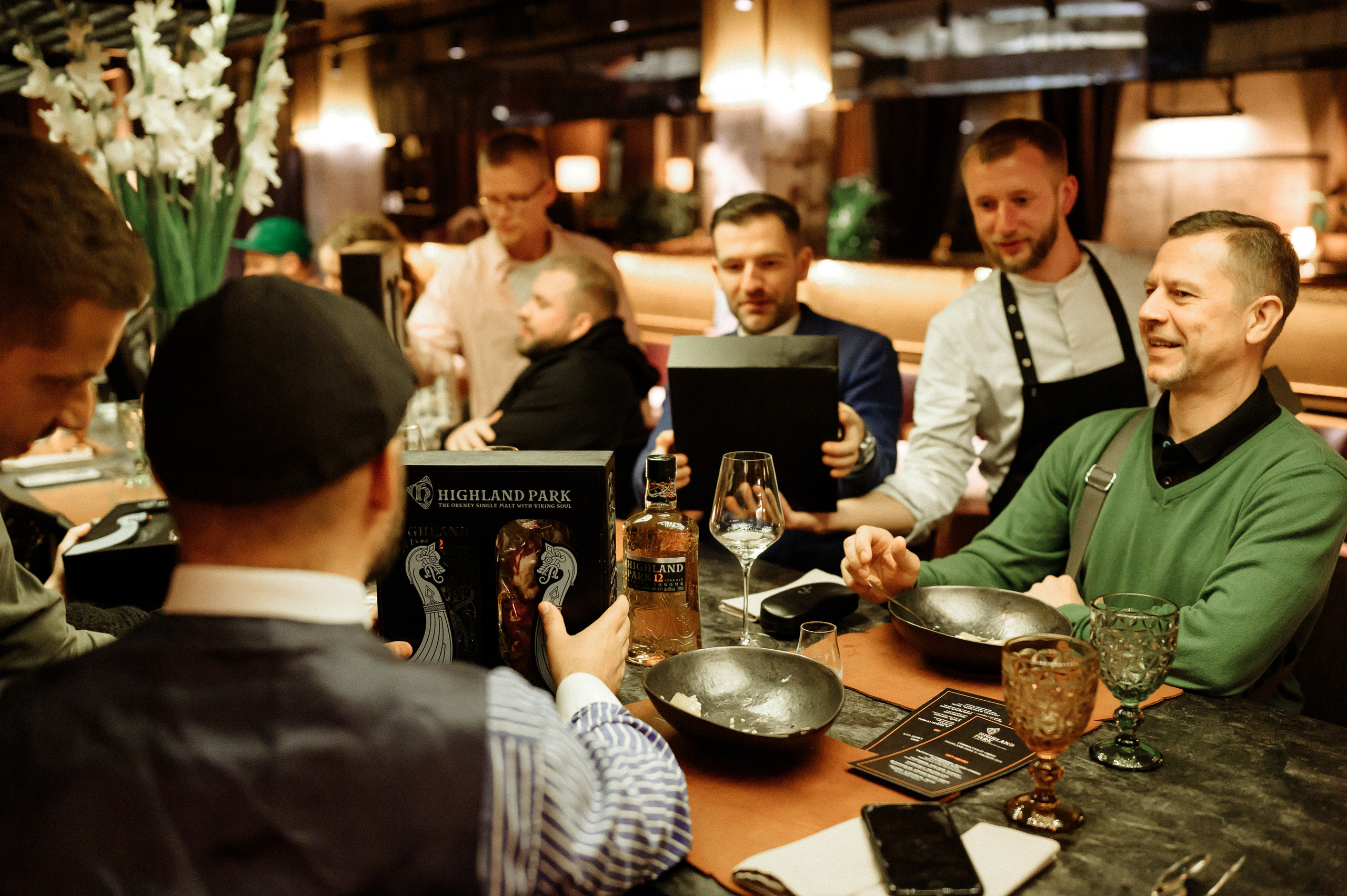 Highland Park & Мясной Цех. Portrait and reportage photographer