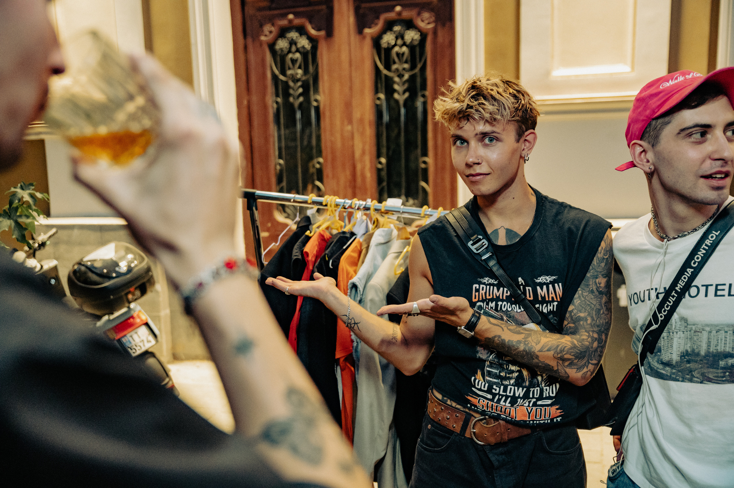 Dreamlanka market. Portrait and reportage photographer