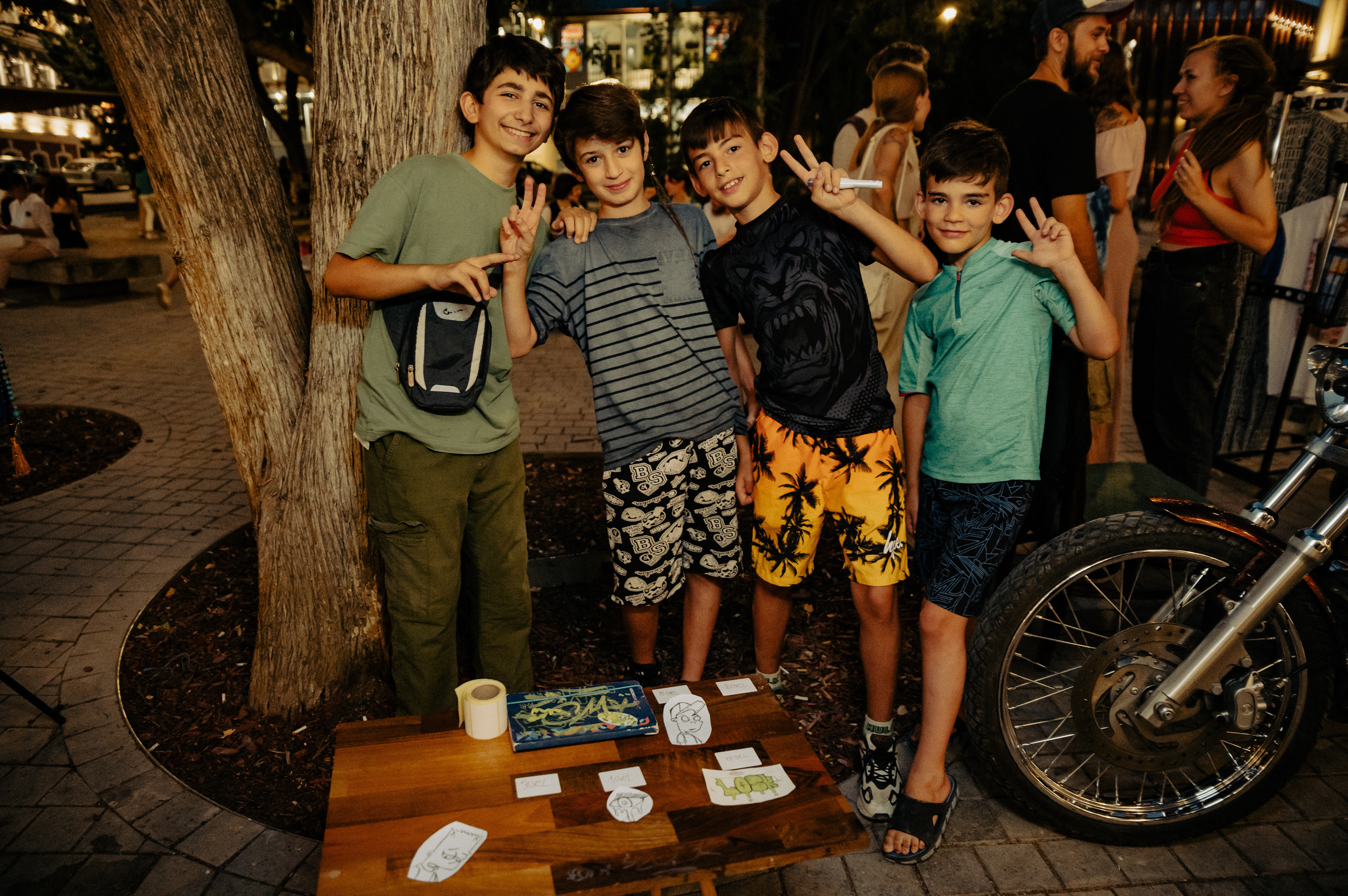Dreamlanka market. Portrait and reportage photographer