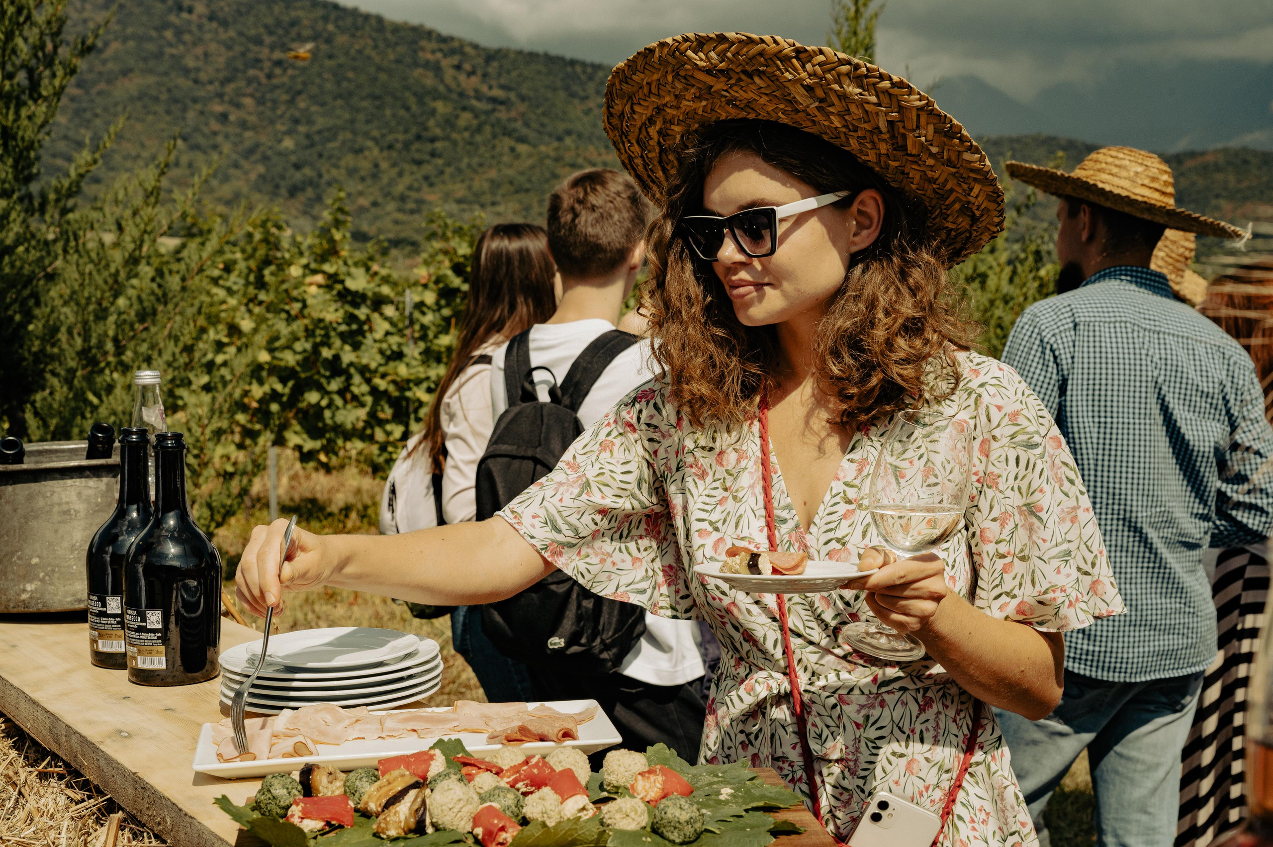 RTKVELLI. Фотограф в Тбилиси. Портрет, репортаж, эвент. Геннадий Демченко