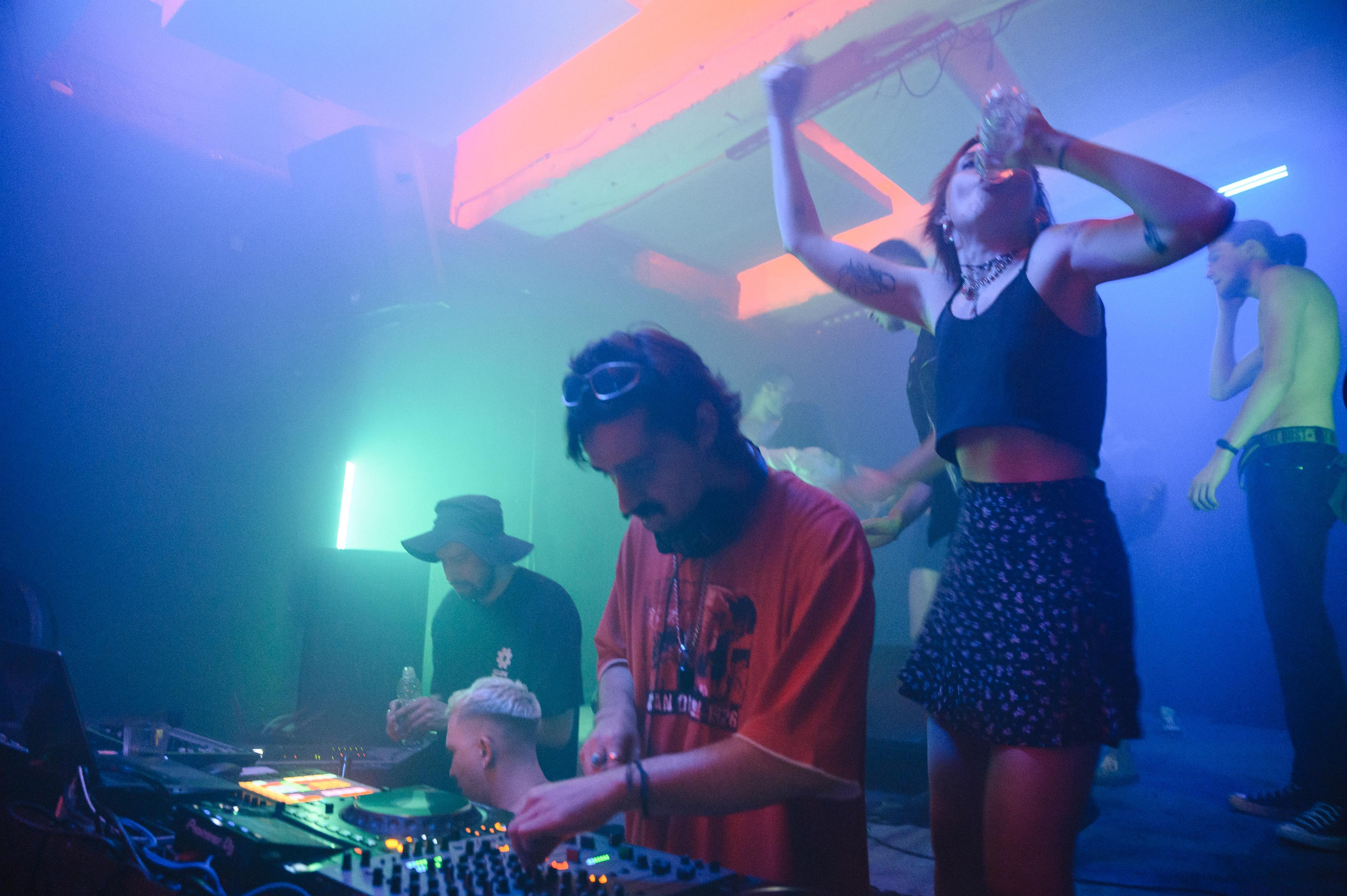 Echoverse. Portrait and reportage photographer