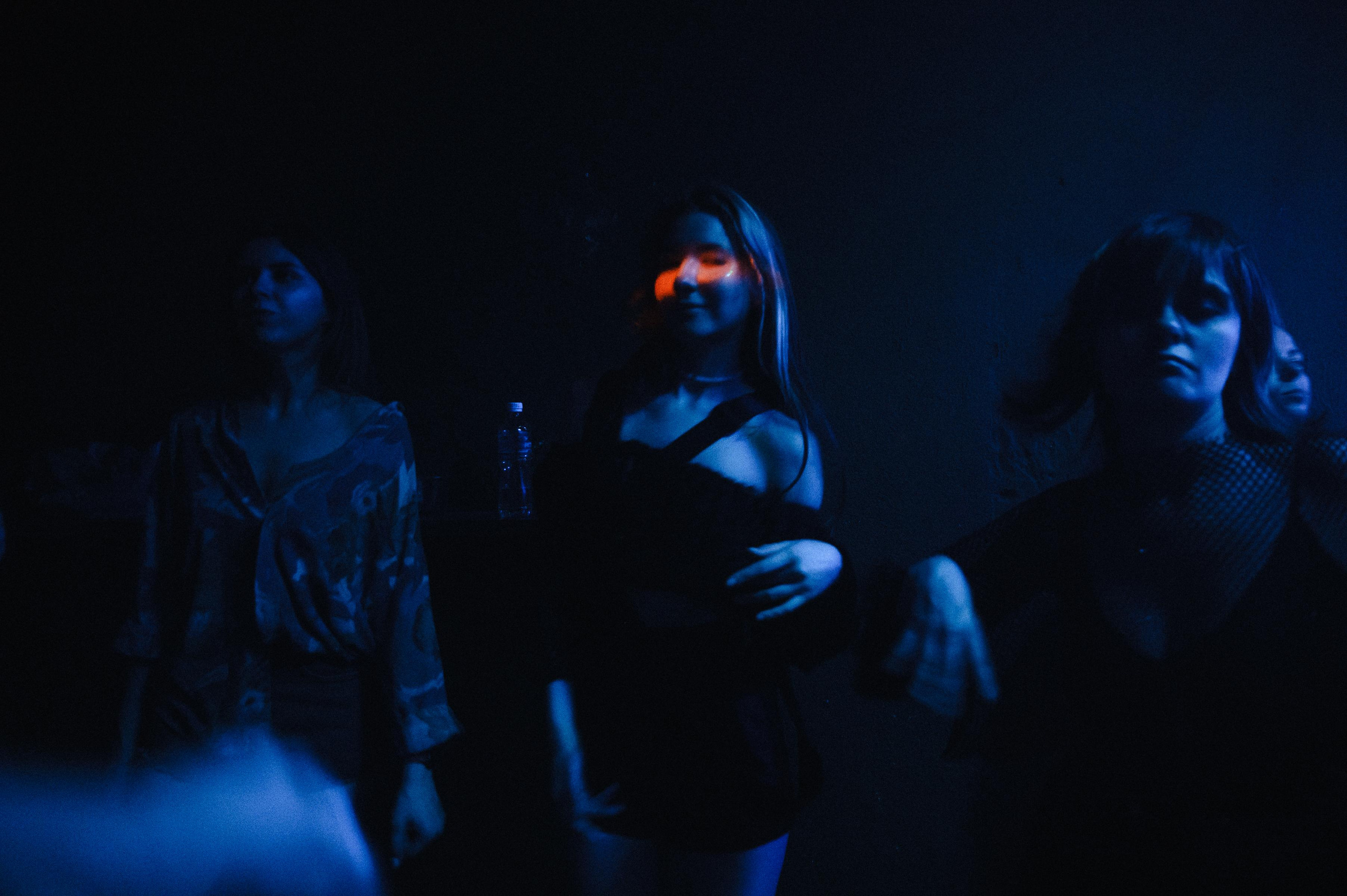 Echoverse. Portrait and reportage photographer