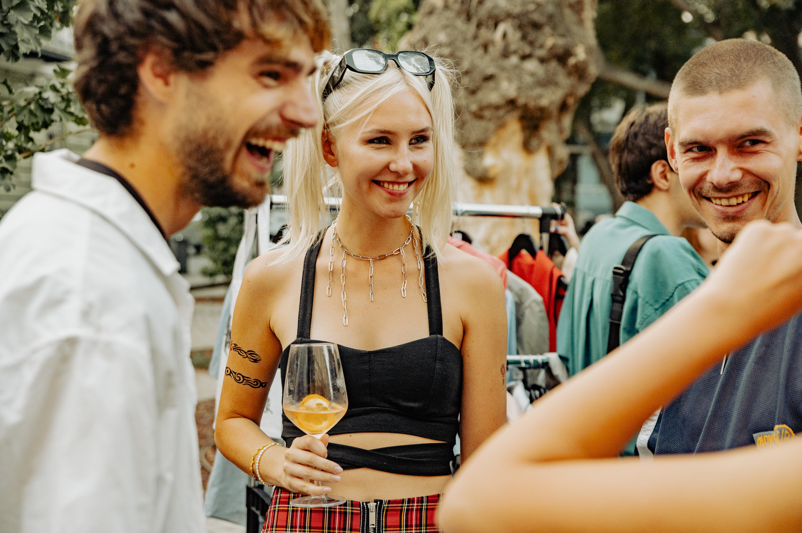 Dreamlanka market. Portrait and reportage photographer