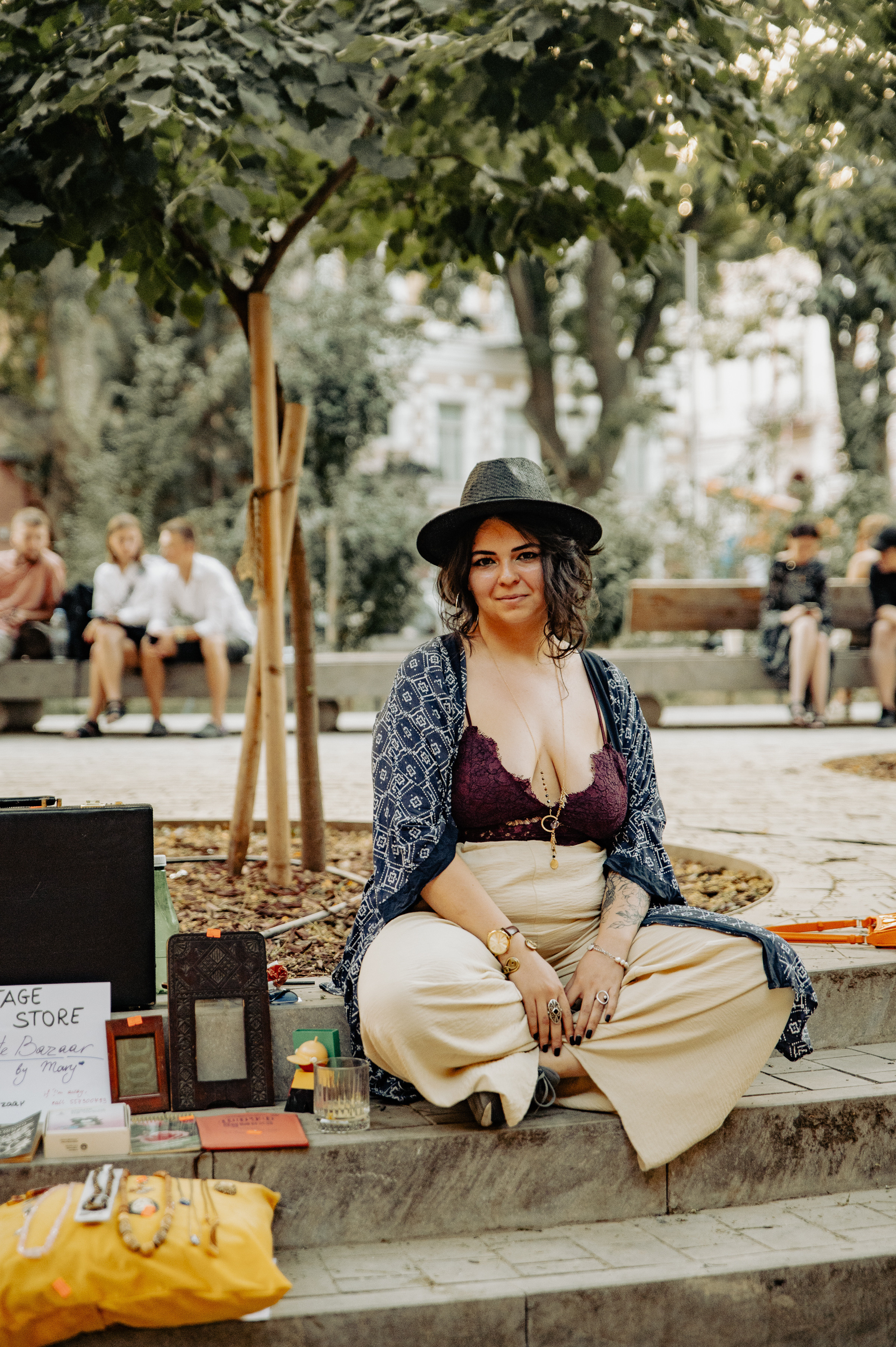 Dreamlanka market. Portrait and reportage photographer