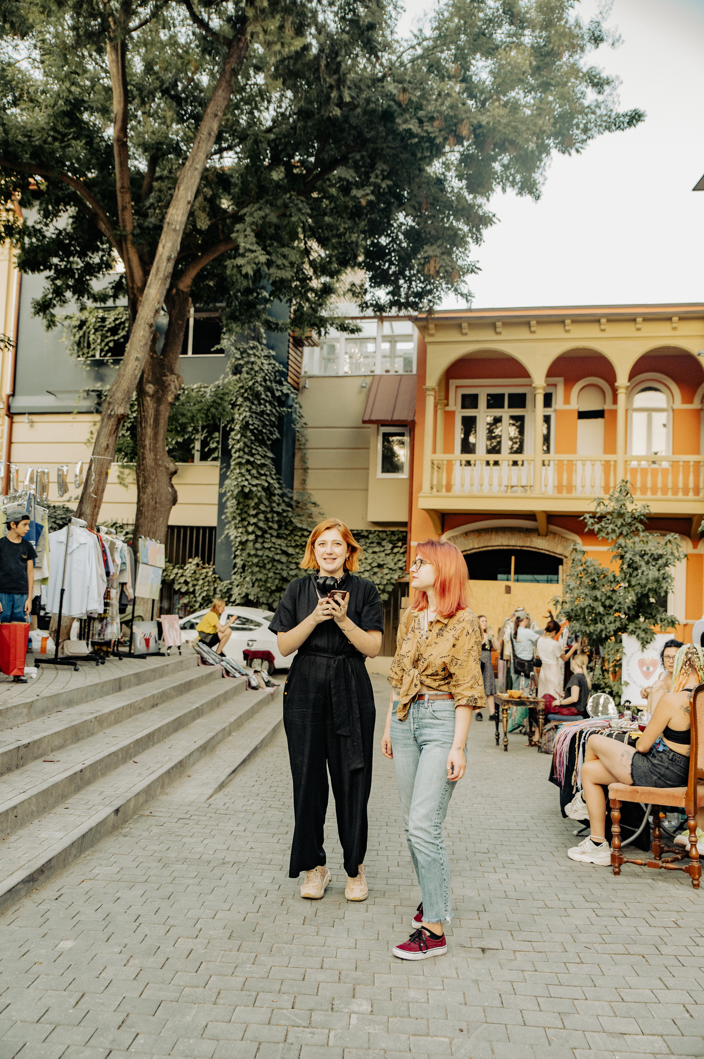 Dreamlanka market. Portrait and reportage photographer