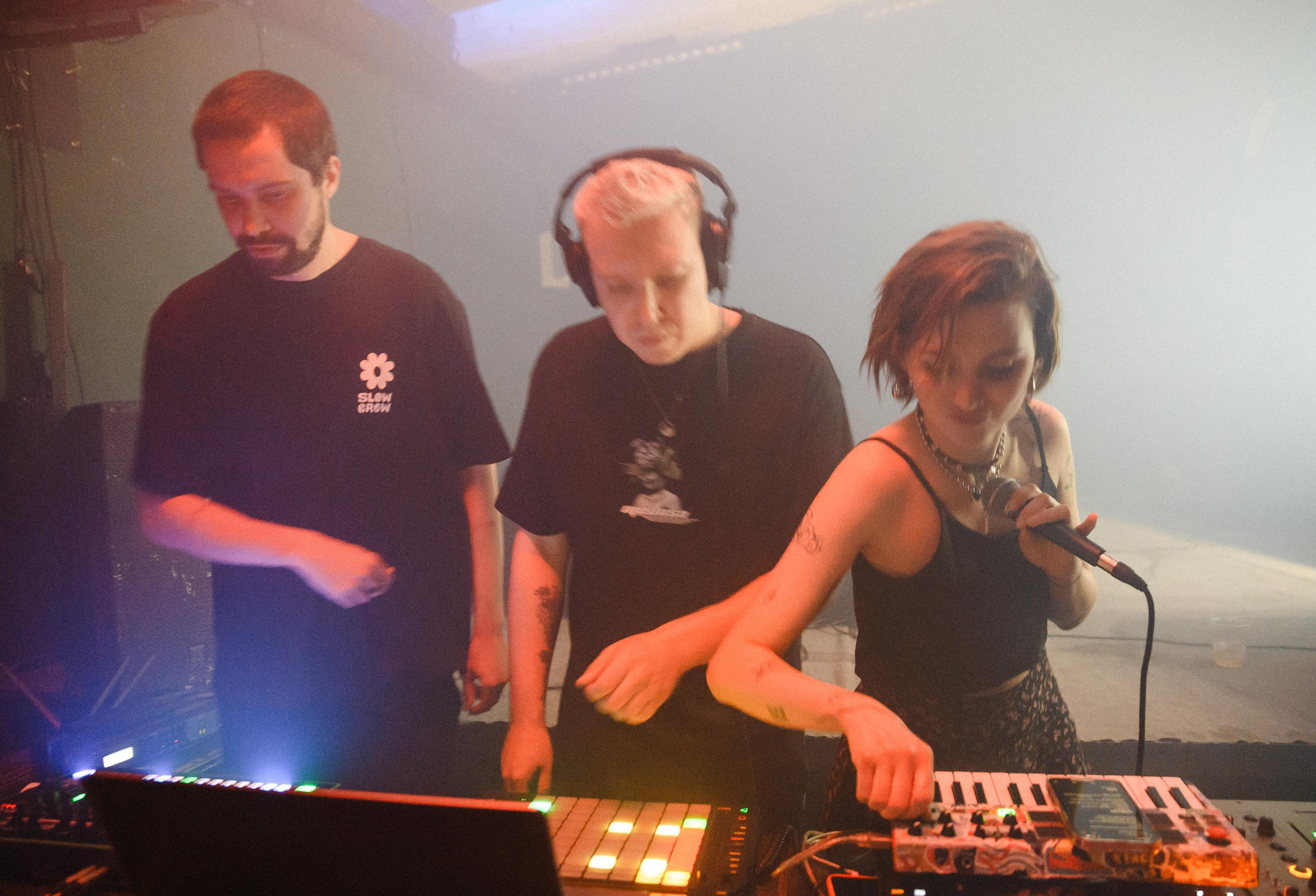 Echoverse. Portrait and reportage photographer