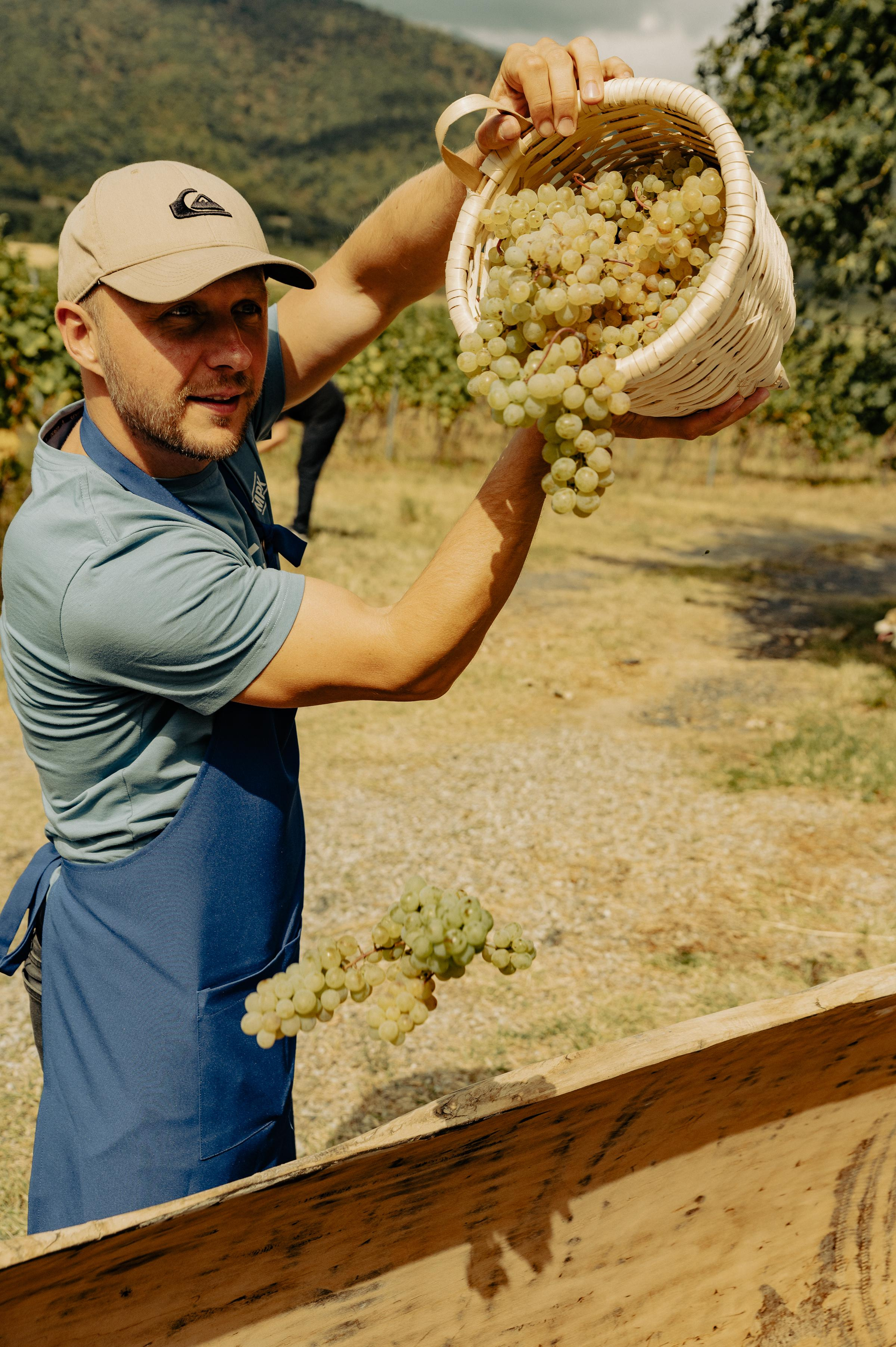 RTKVELLI. Фотограф в Тбилиси. Портрет, репортаж, эвент. Геннадий Демченко