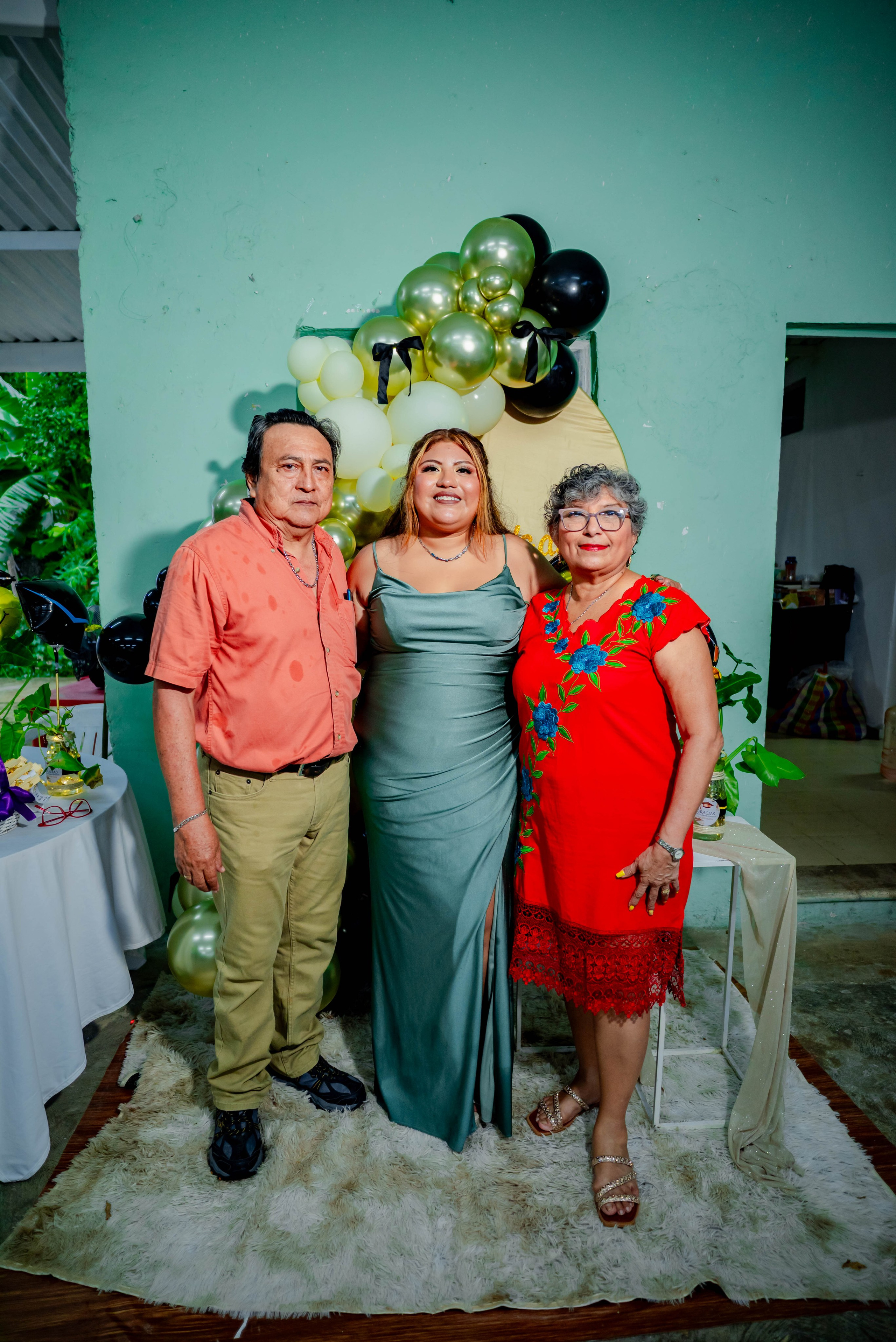 MARIA JOSE GRADUACION. Fotógrafo "dD" Didier Dzul