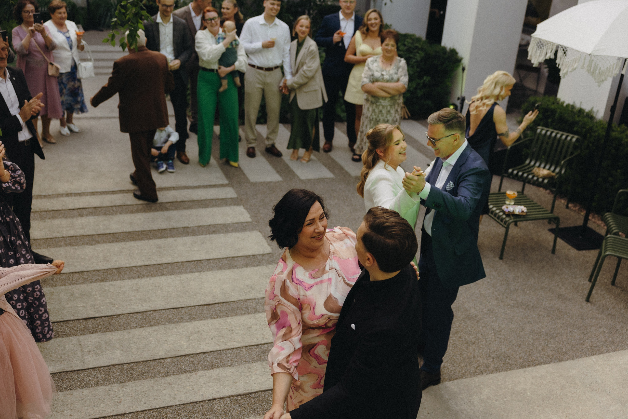 Paulina ir Deivydas | vestuvės Vynvytyje | Kaunas 2025. Vestuvių ir šeimų fotografė Lena Bondarenko / belove photo