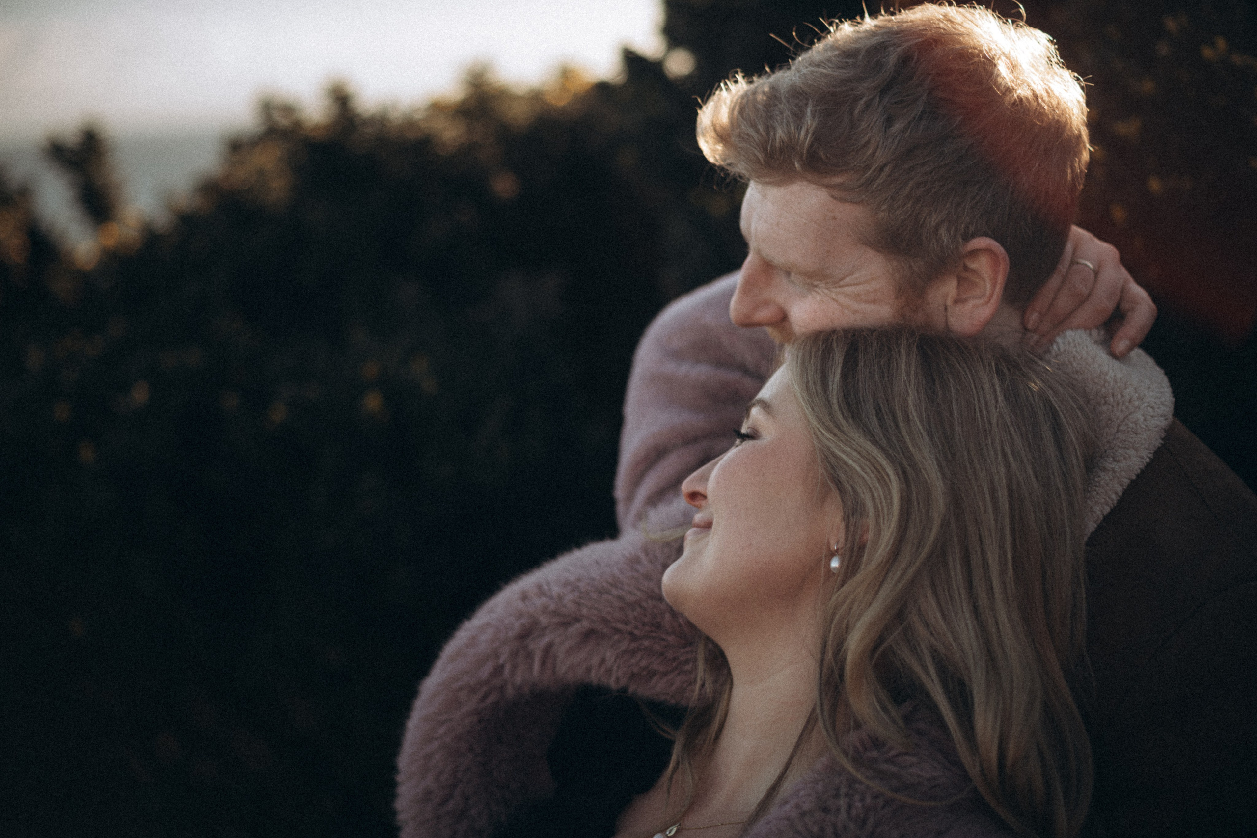 Howth cliff photoshoot. Wedding & Family photographer in County Donegal and Dublin, Ireland