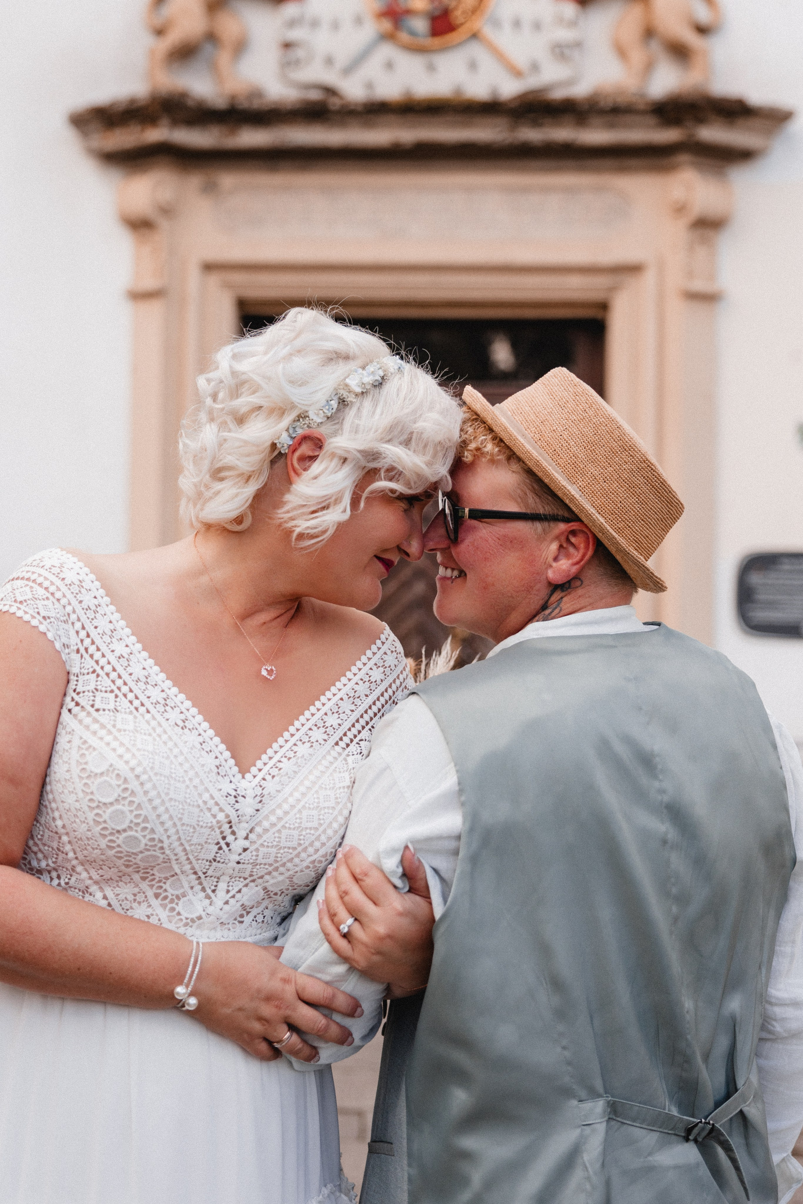 Cathi & Ela | Schloß Borbeck. Hochzeitsfotografie |Hochzeitsfotograf Bochum | Hochzeitsfotograf Dortmund | Hochzeitsfotograf Essen | Hochzeitsfotograf Ruhrgebiet