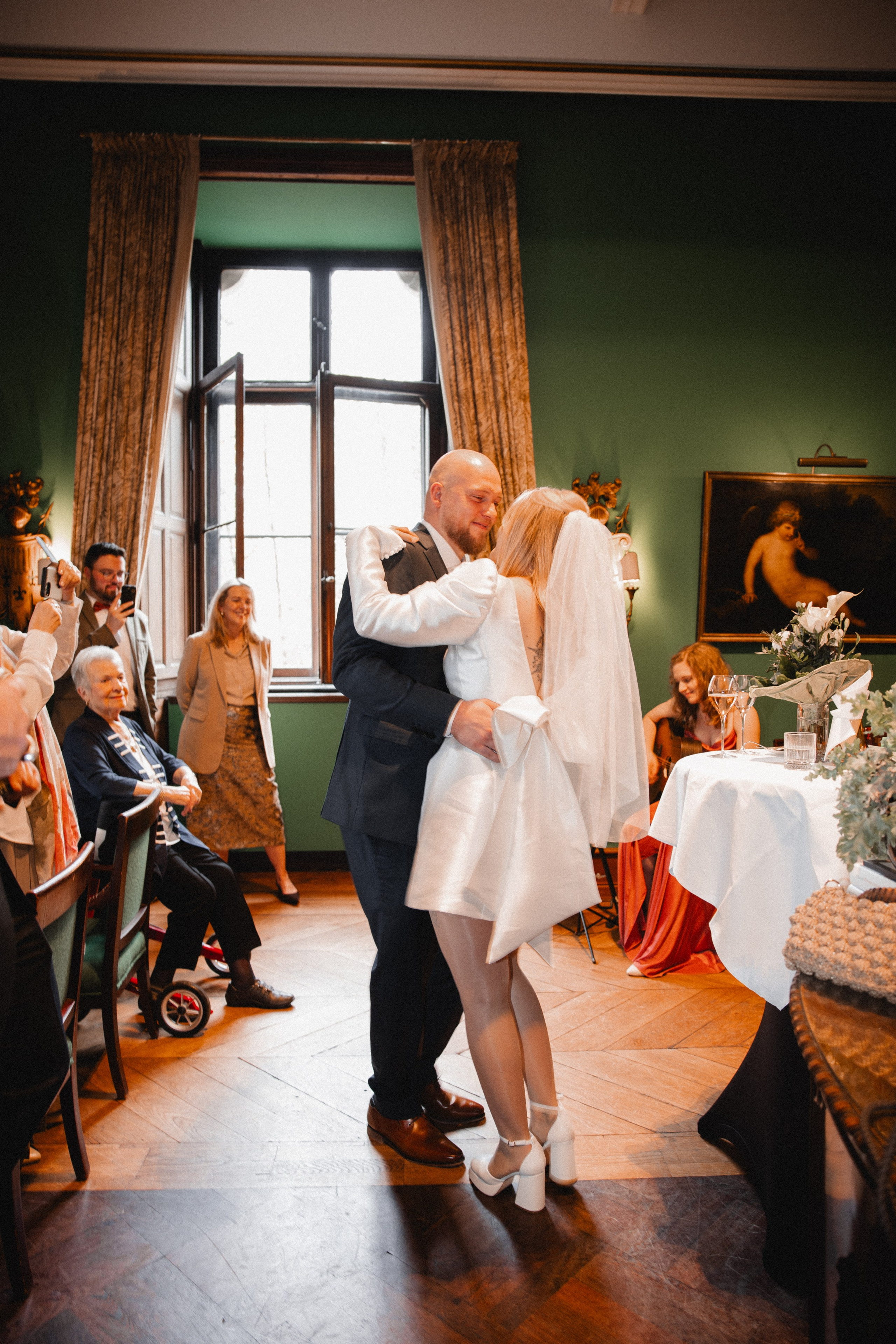 Louisa & Niklas | Schlosshotel Hugenpoet. Photographer in Bochum Dolia Halyna