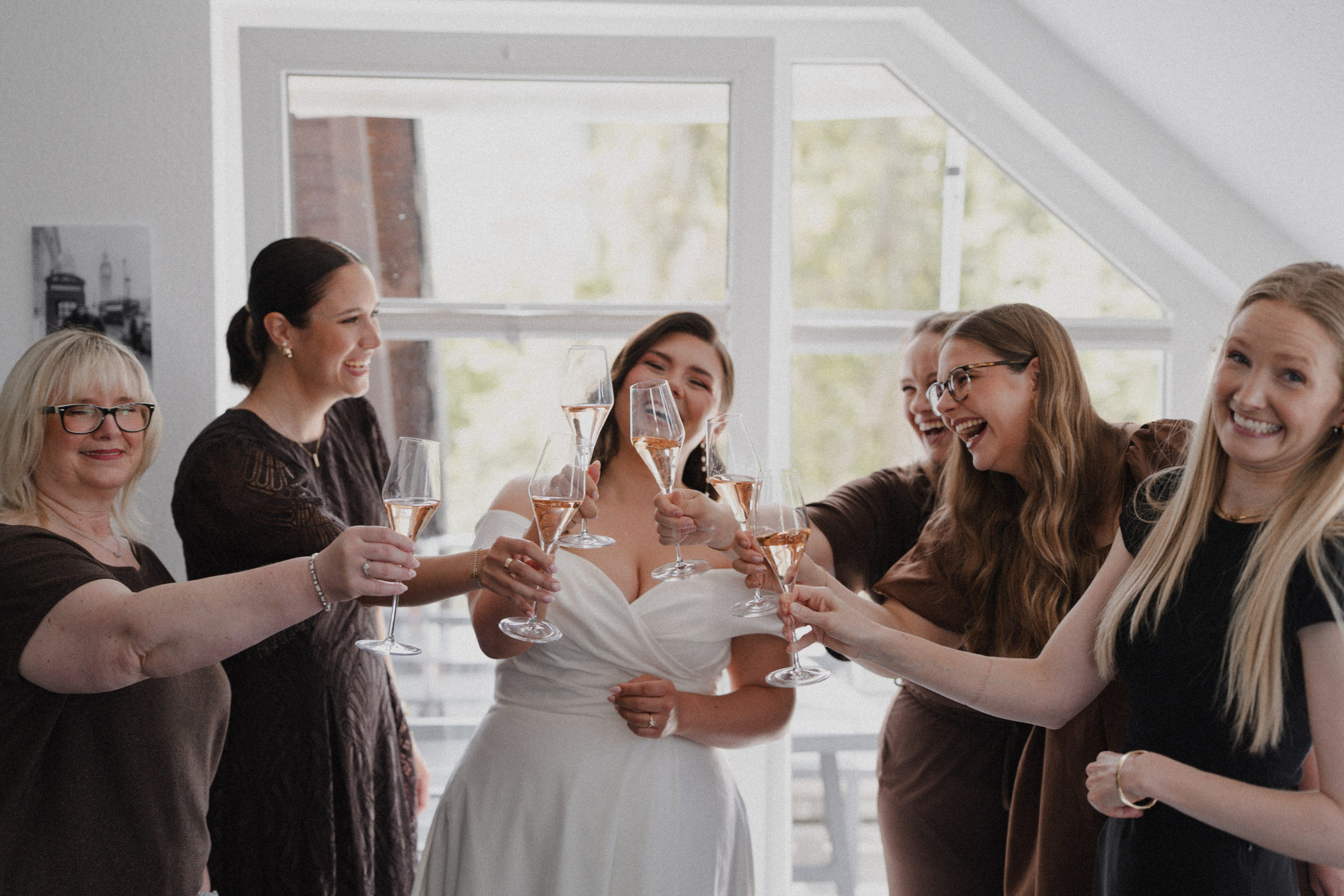 Jessica & Felix I Gesellschaft Harmonie Bochum. Hochzeitsfotografin Bochum | Halyna Reiche Fotografie NRW