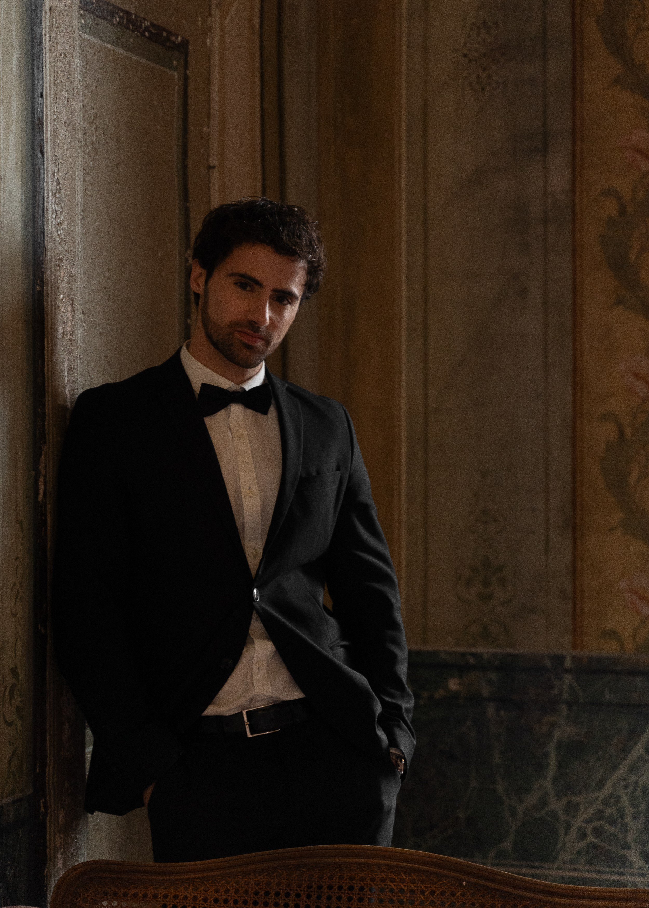 Intimate wedding in Milan. Proposal Photographer in Lake Como