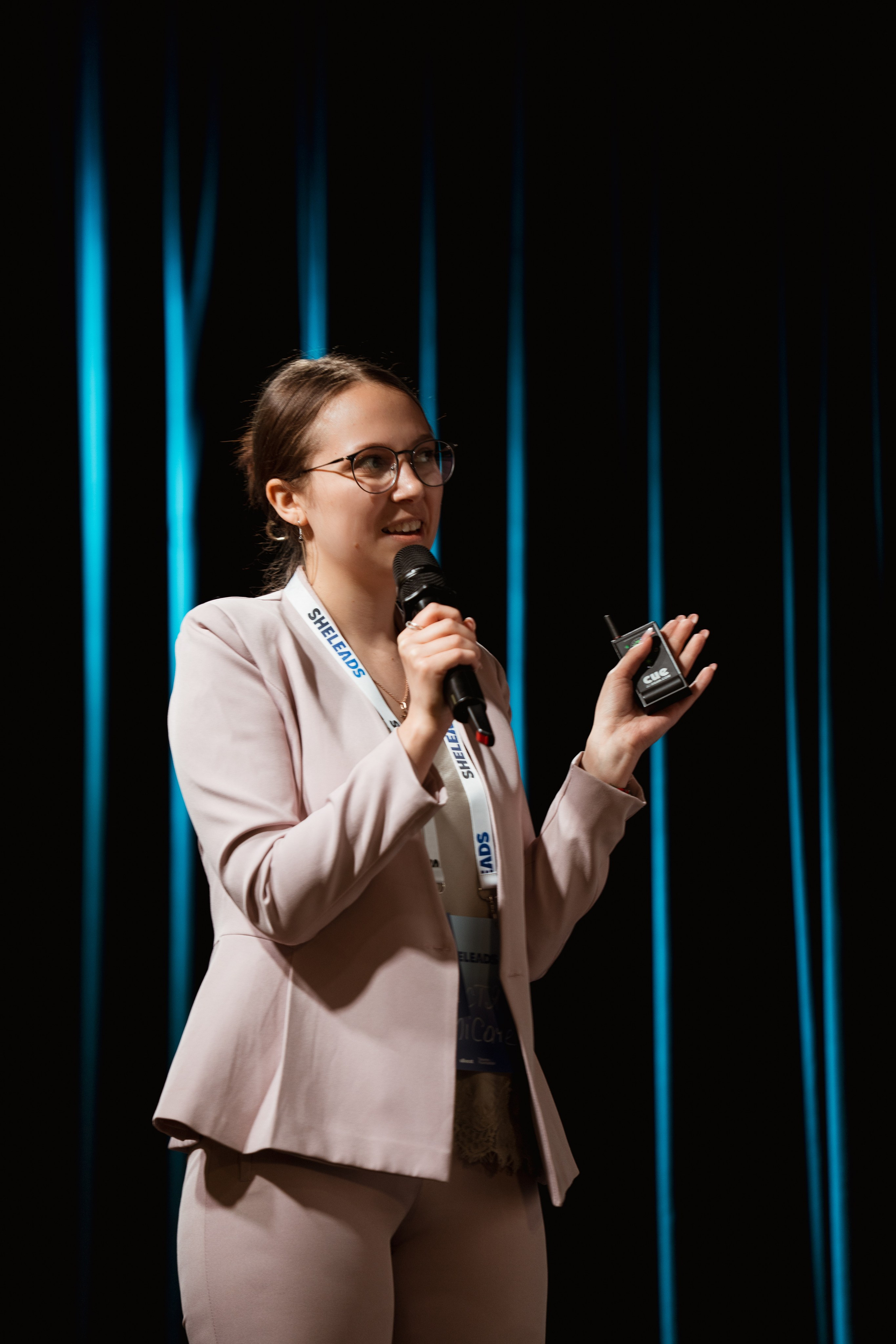 Sheleads Demo Day. Kostiantyn Holinchenko. Reportage and portrait photographer