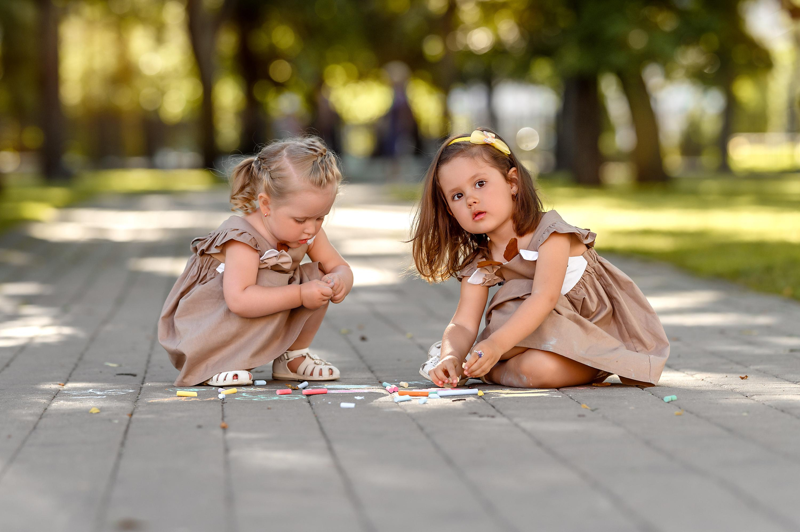 Алиса и Эмилия