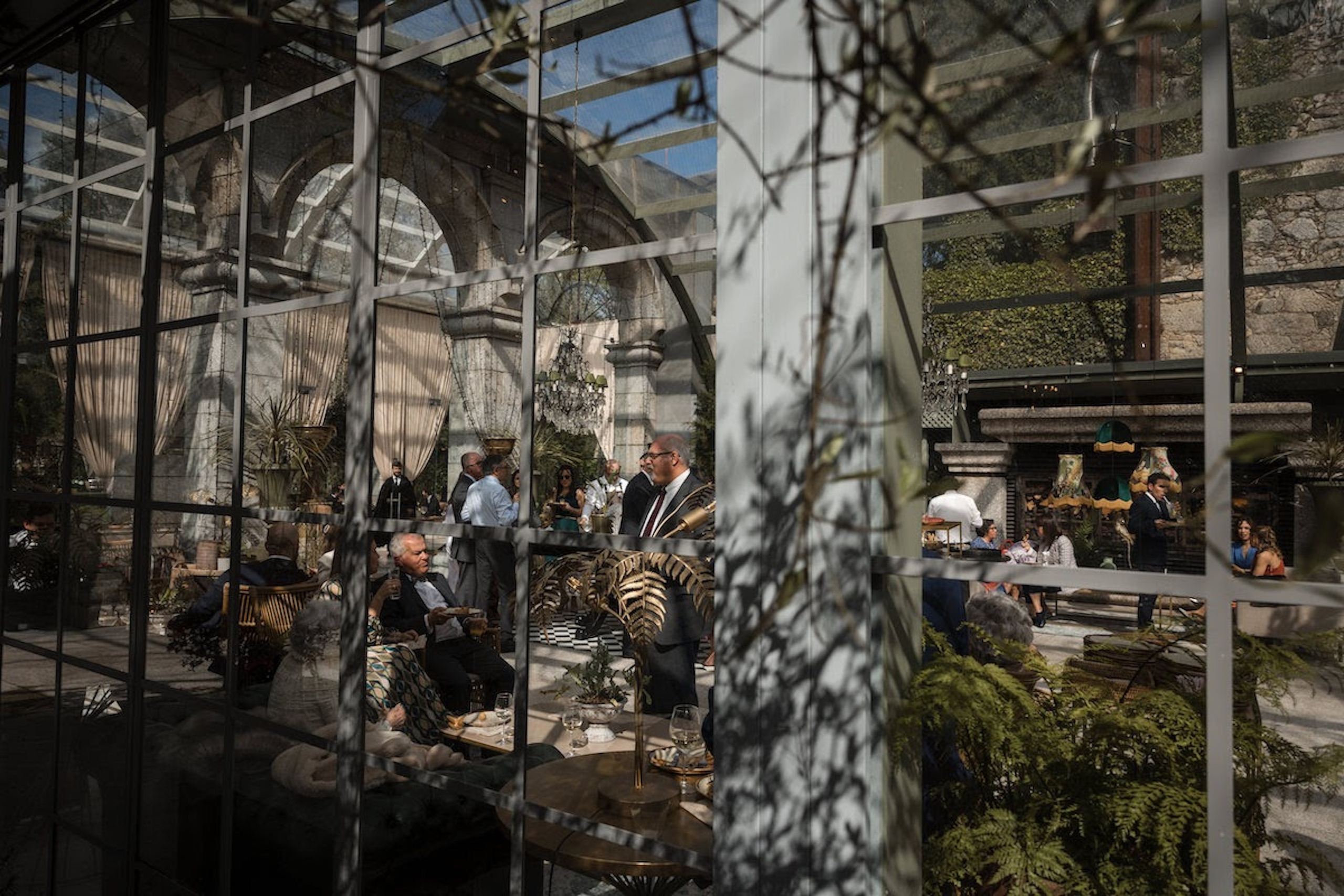 Elegant Wedding at Solar da Levada Braga. Lisbon Wedding Photographer | Elegant Wedding Storytelling