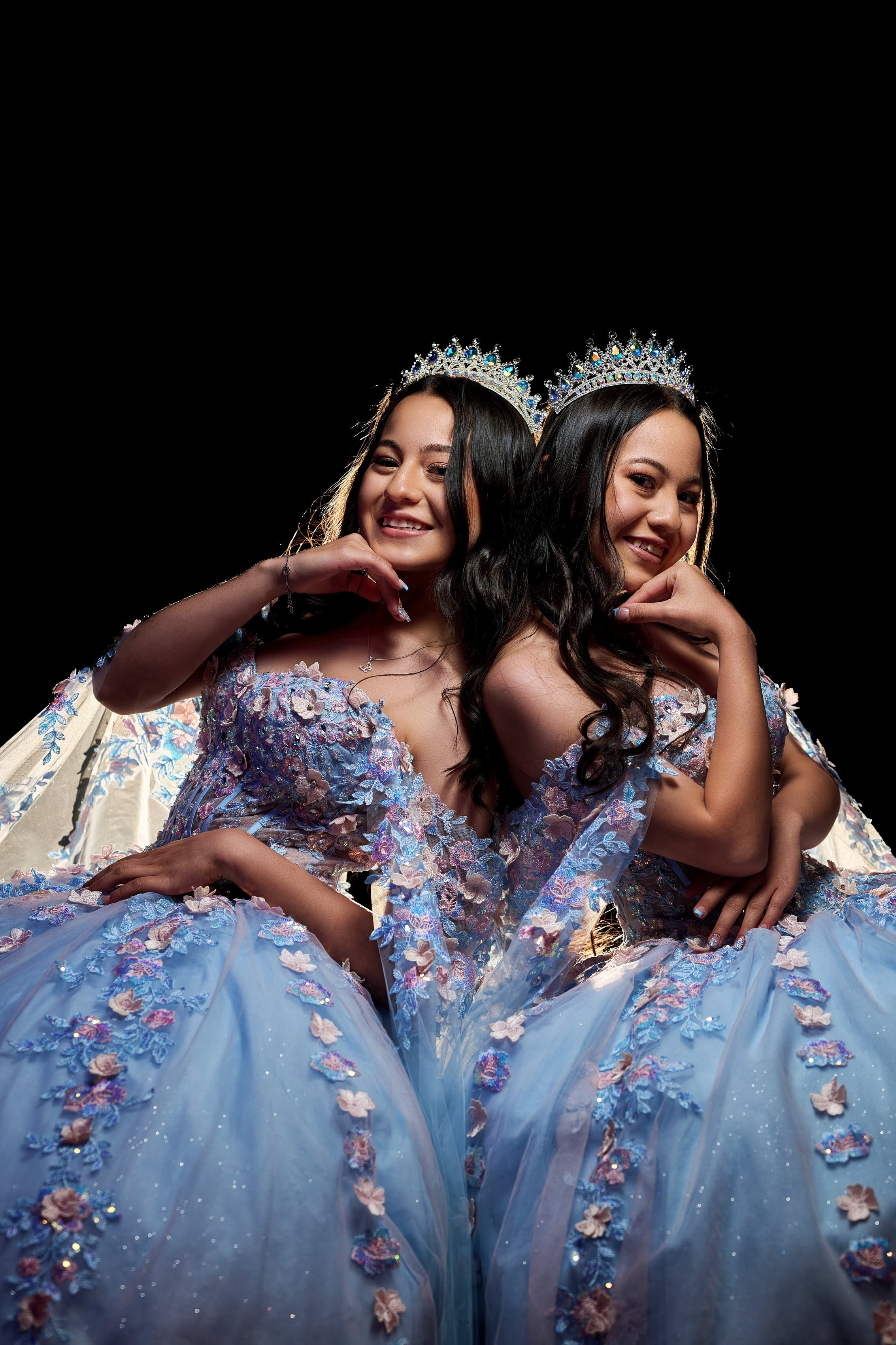 Mis 15 | Sesiones de Fotografía Modernas. Wedding Photography & Videography by ZZ Hendrick | Capturing Your Love Story in Colombia & USA