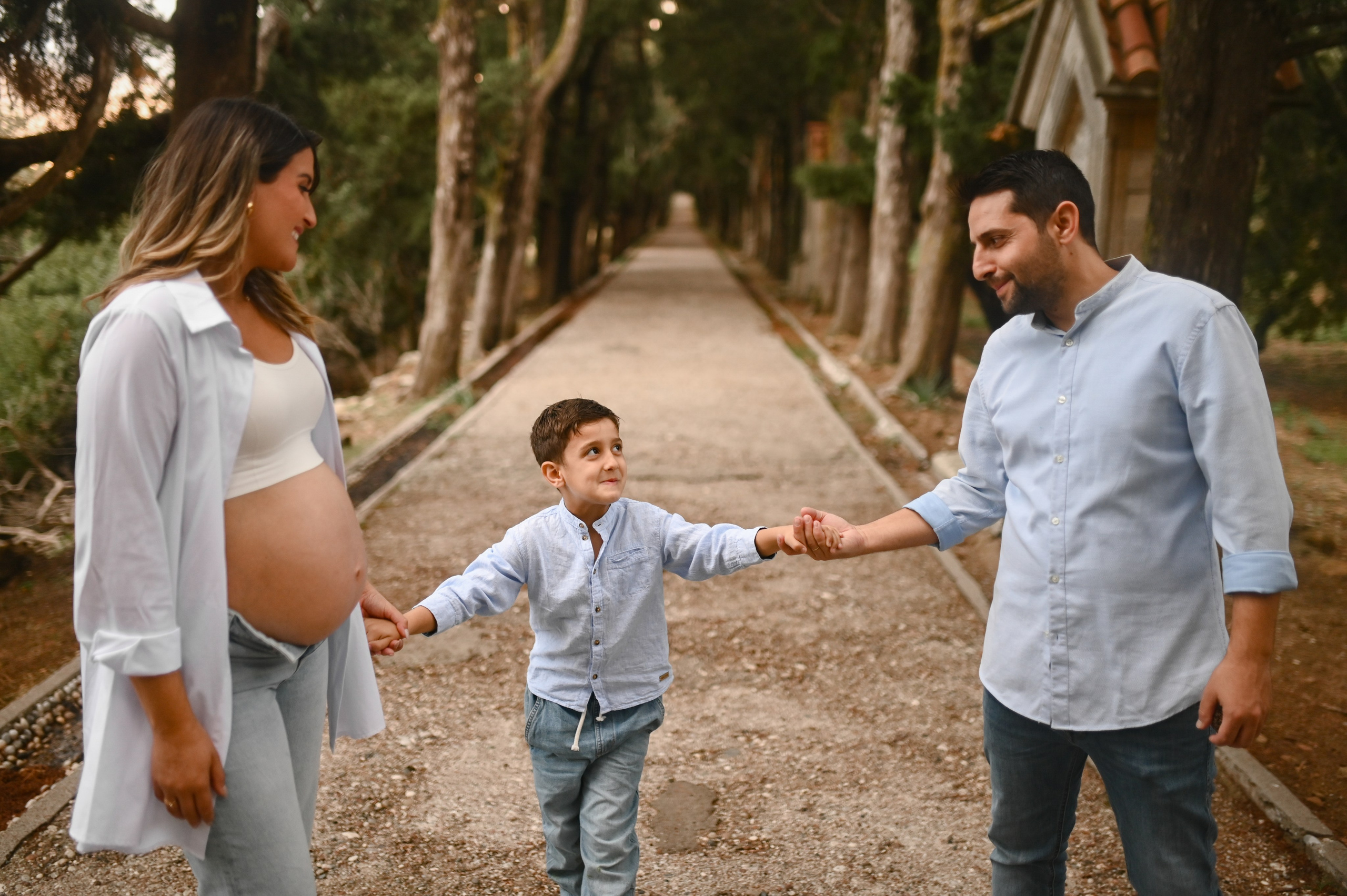 Maternity photoshoot Rhodes. Φωτογράφος νεογέννητων στη Ρόδο. Φωτογράφιση εγκυμοσύνης