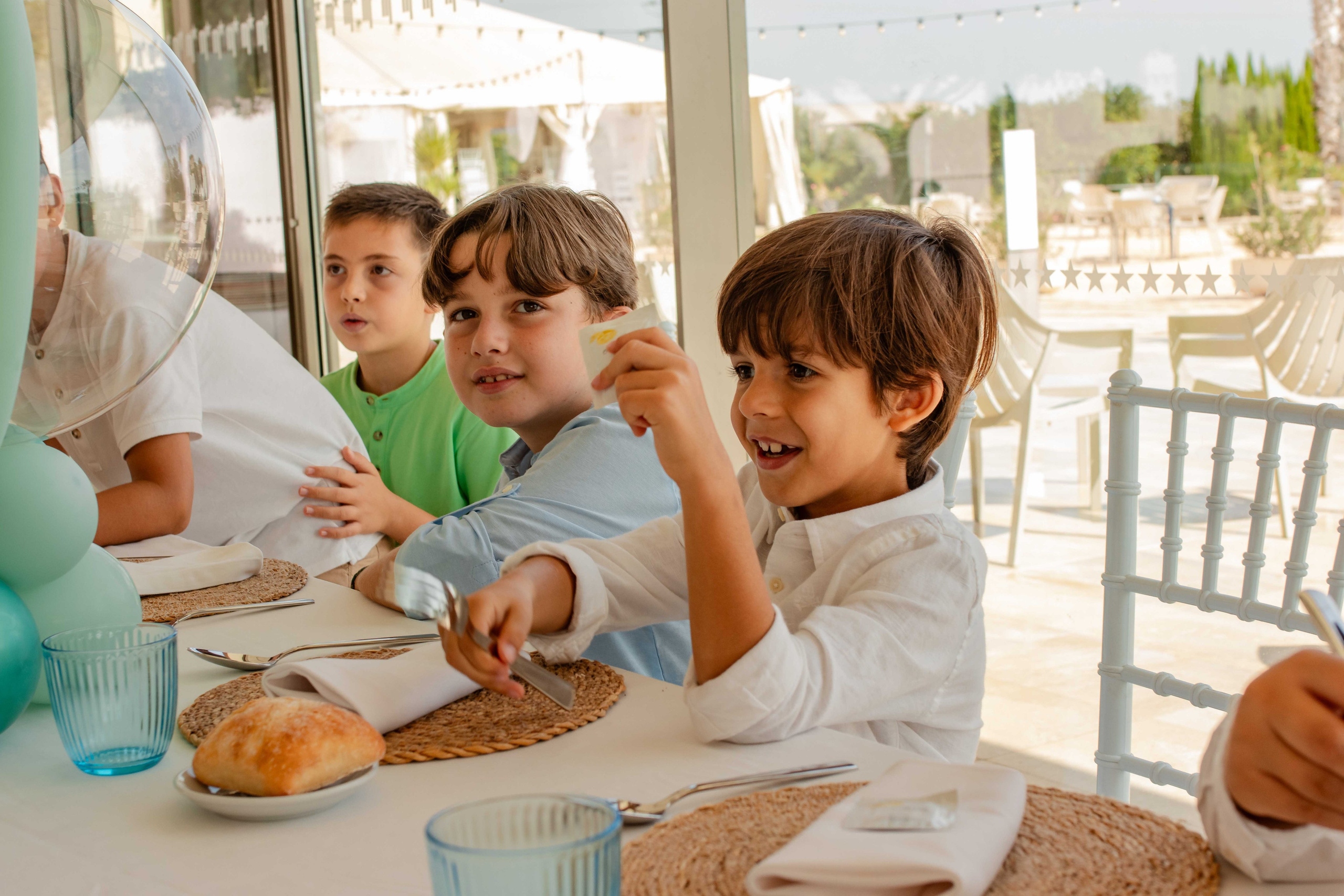 Comunion Martin. Fotógrafo de retrato, familia y reportajes en Valencia | España | Europa Vitalii Lumier