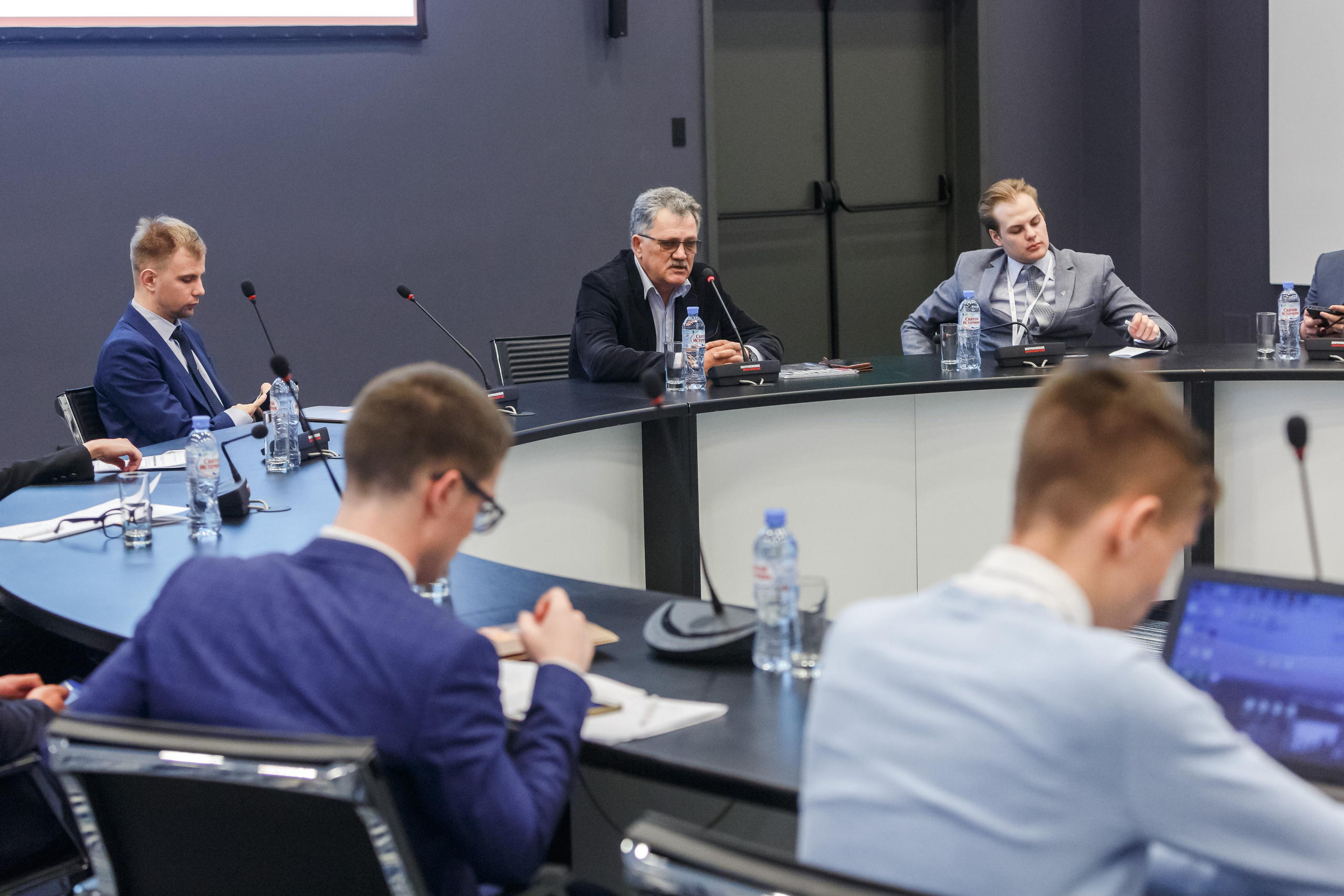 Conferencias. Fotógrafo de retrato, familia y reportajes en Valencia | España | Europa Vitalii Lumier