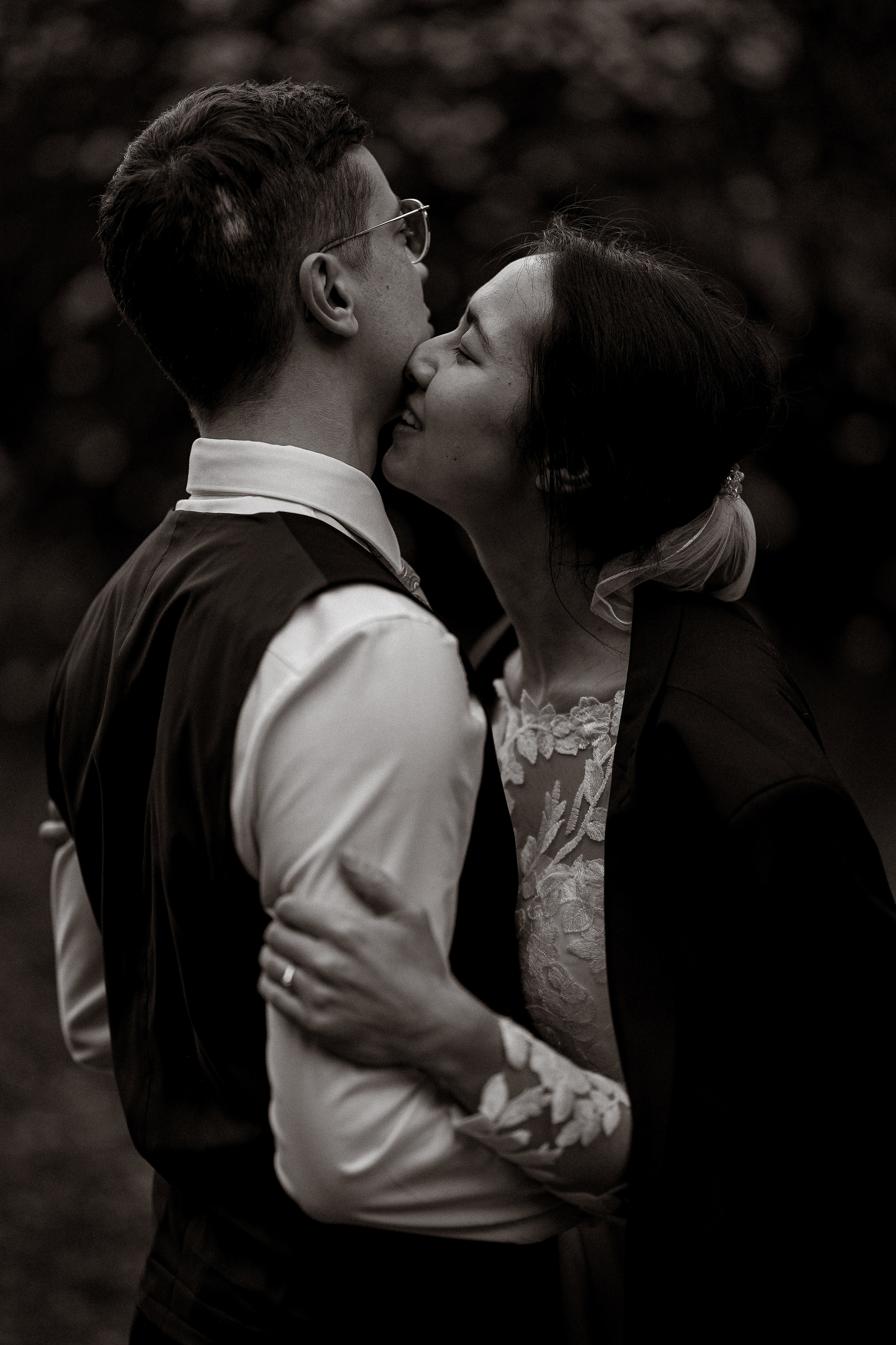 After Wedding Shooting – Traumhafte Hochzeitsfotos nach dem großen Tag | Albina Vaniyants. Professionelle Familienfotografie, Kinderfotografie und Portraitfotografie in Linz, Oberösterreich - Albina Vaniyants, Fotografin aus OÖ