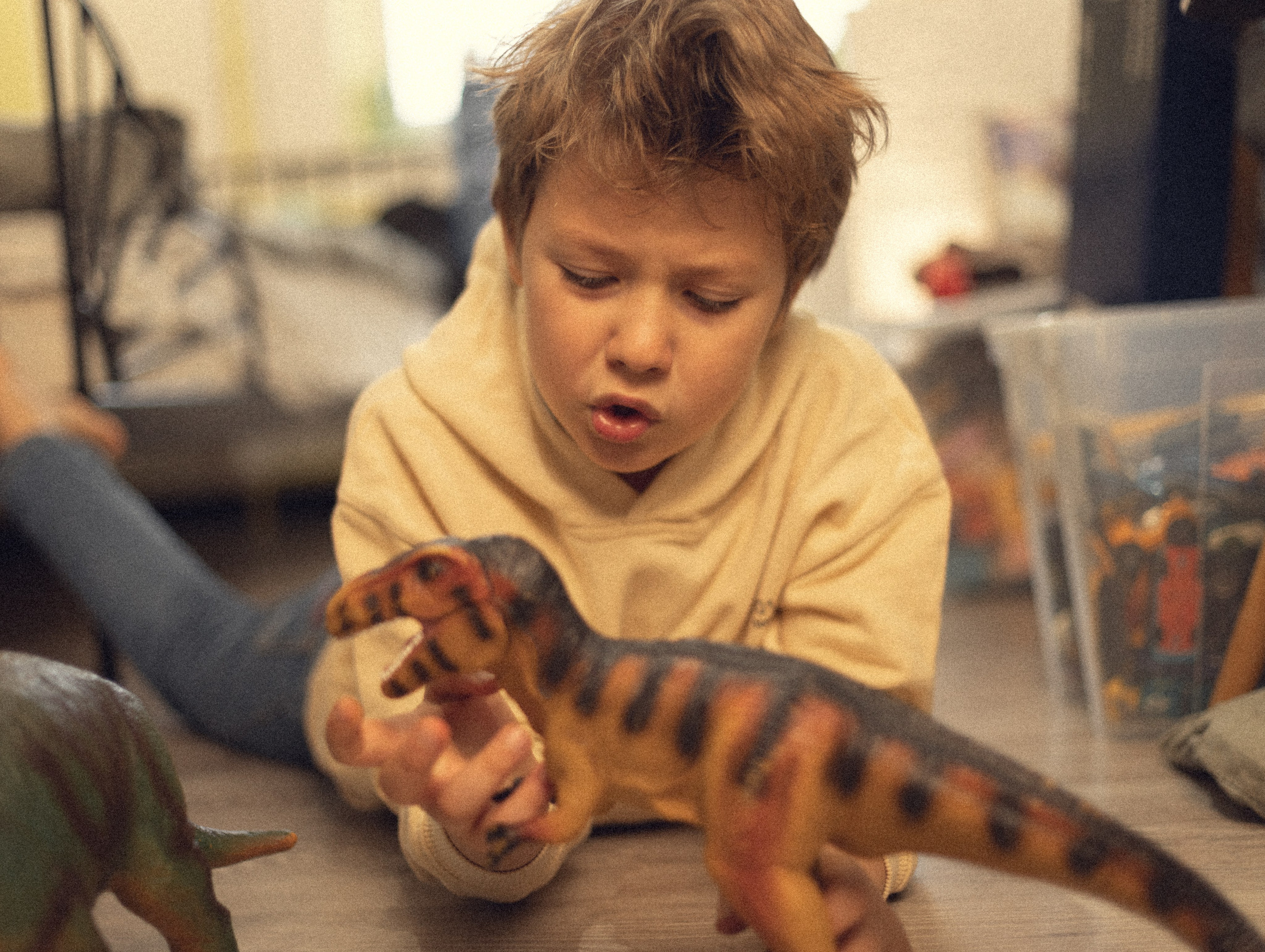 Séance photo de famille pour Noël. Histoires d’amour, séances photos de famille et de mariage en France