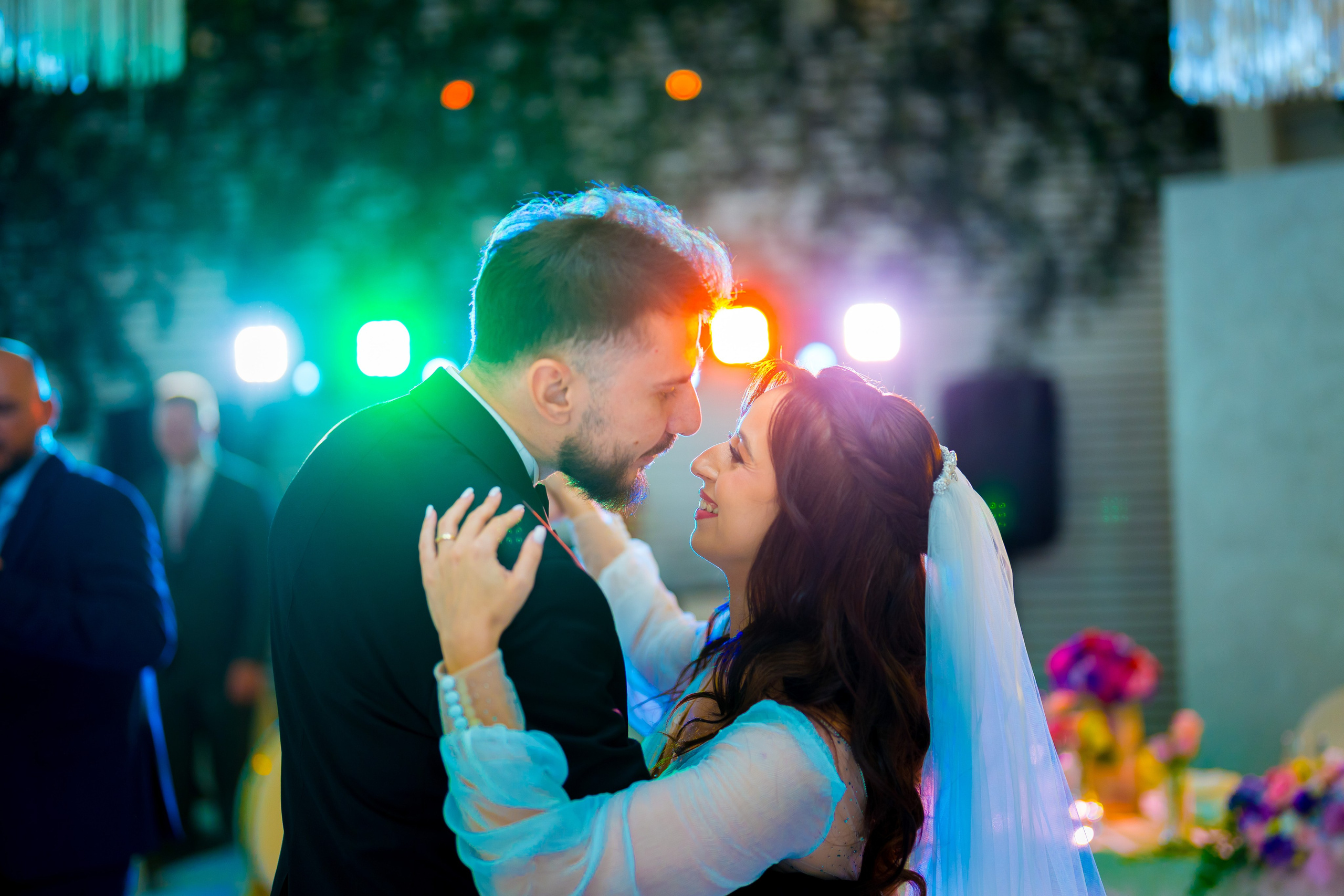 PARTY. Gabriel Florea — Fotograf nuntă București