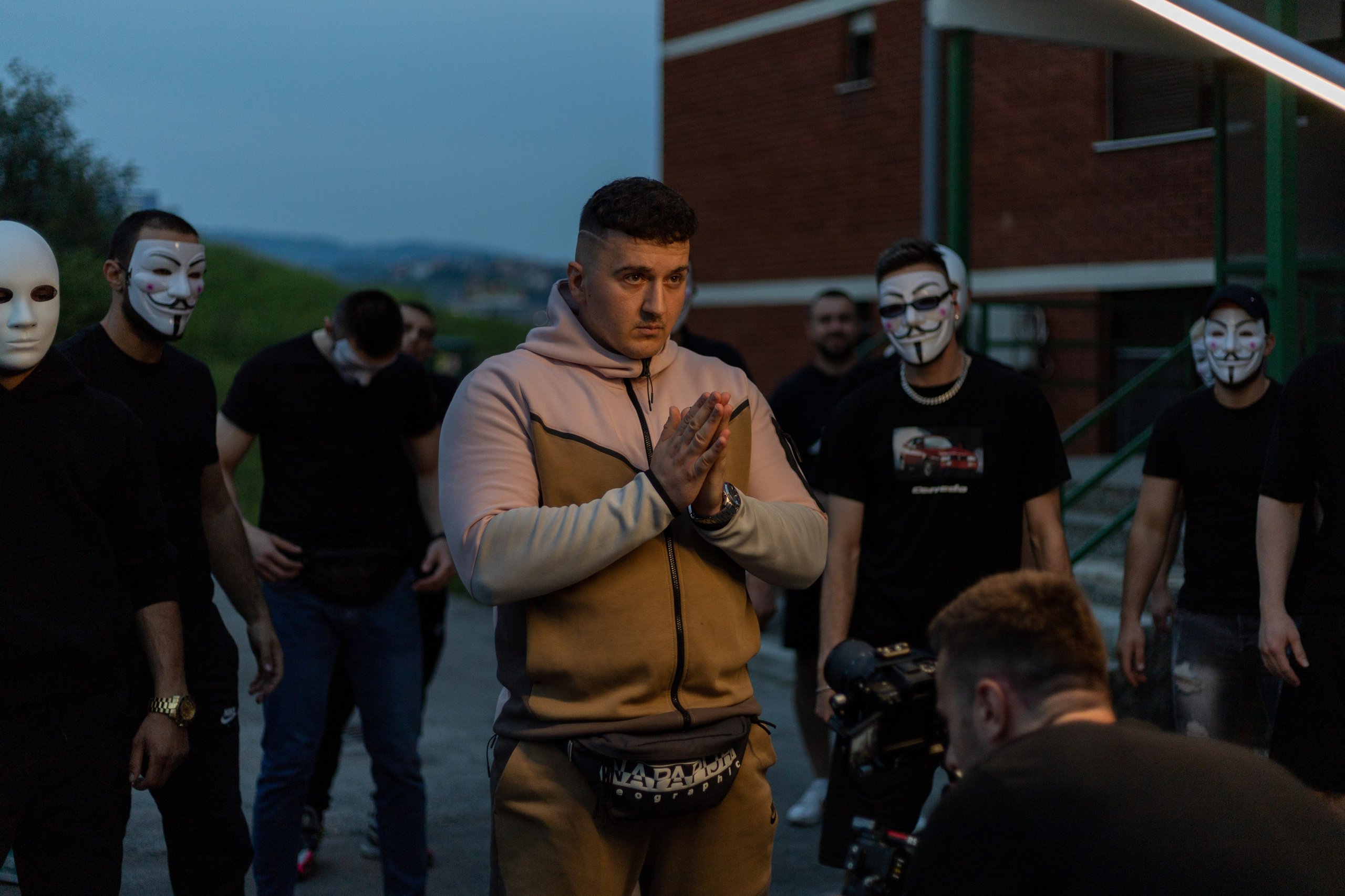 Igor Buzov — Intro