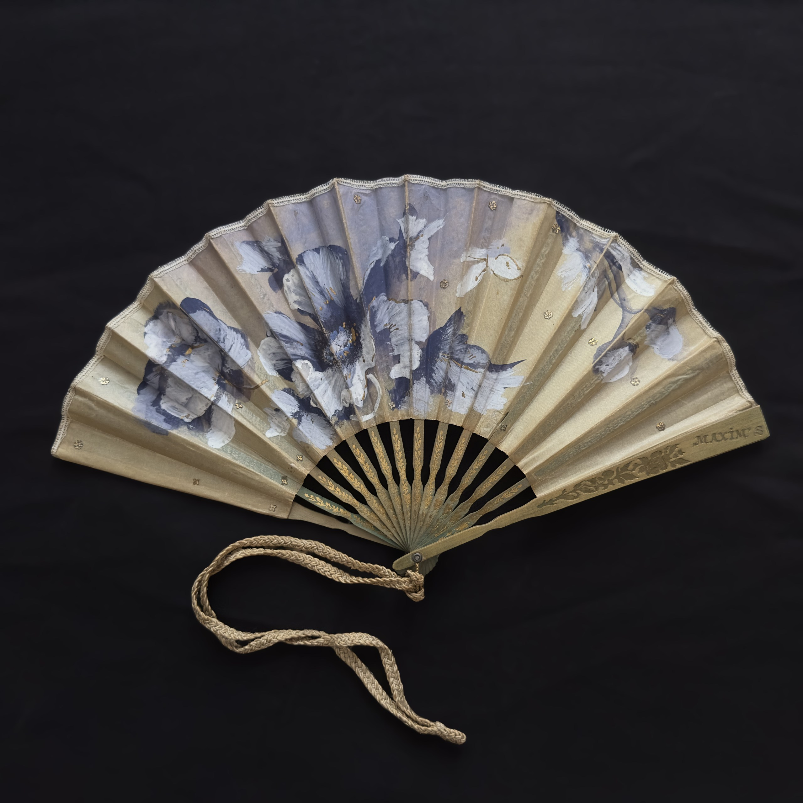 Paperfan2. Современнные и актикварные украшения в Барселоне, Москве и Санкт-Петербурге