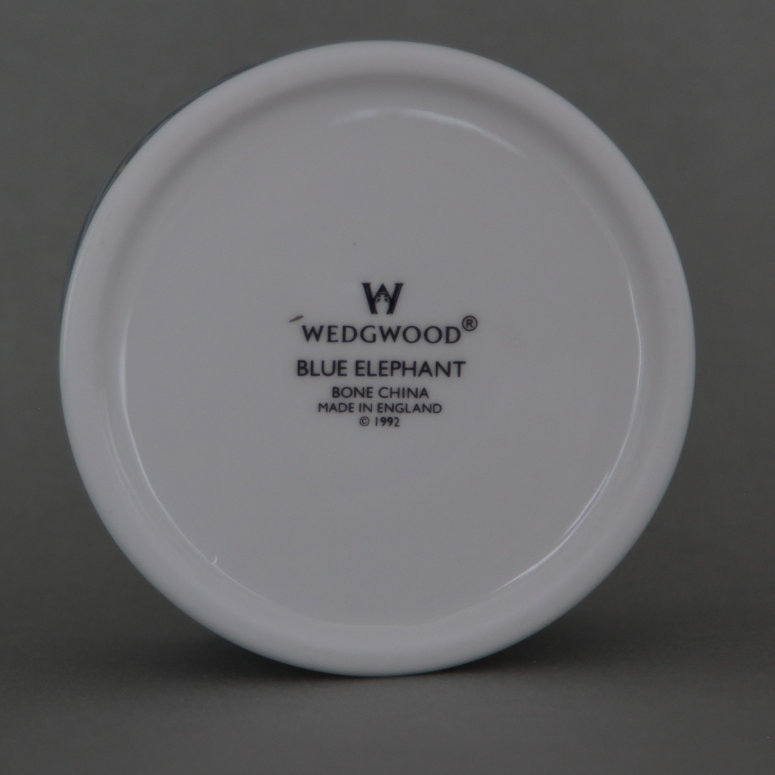 Villeroy&boch3. Современнные и актикварные украшения в Барселоне, Москве и Санкт-Петербурге