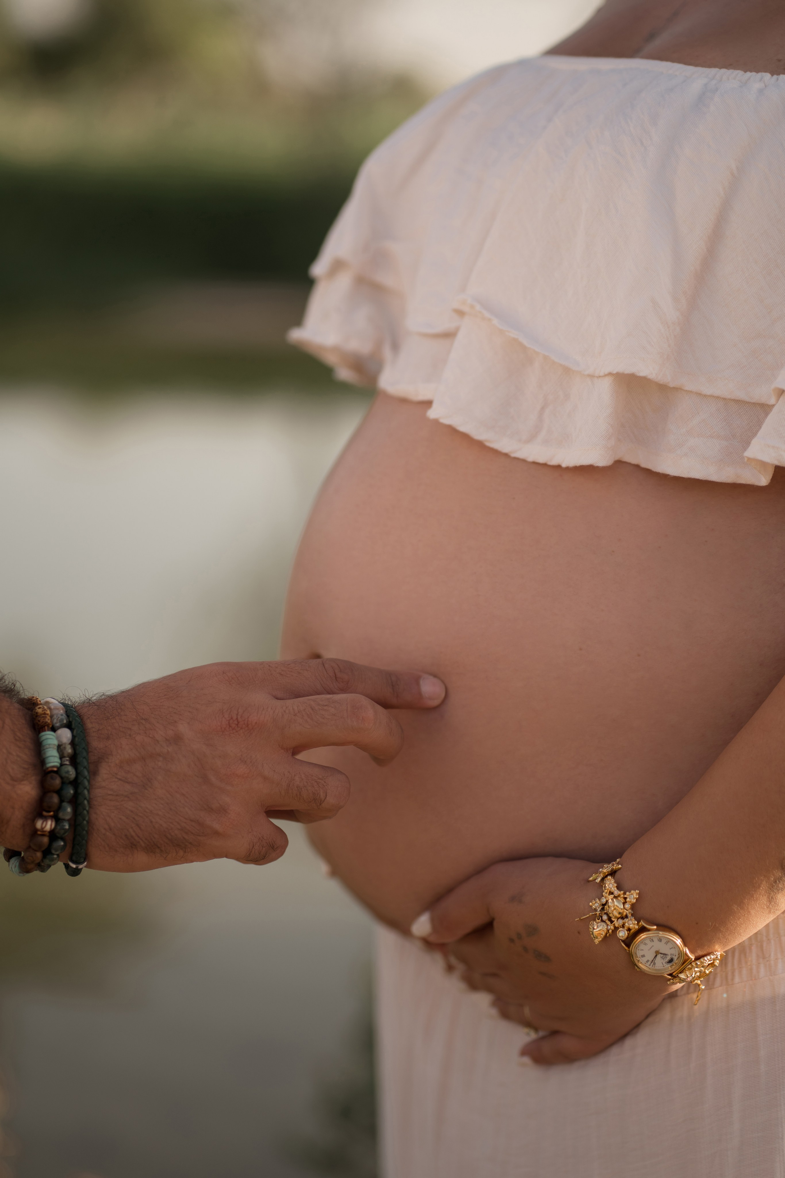 Sunrise by the lake. Angela Iakovleva — Family Photographer in Dubai