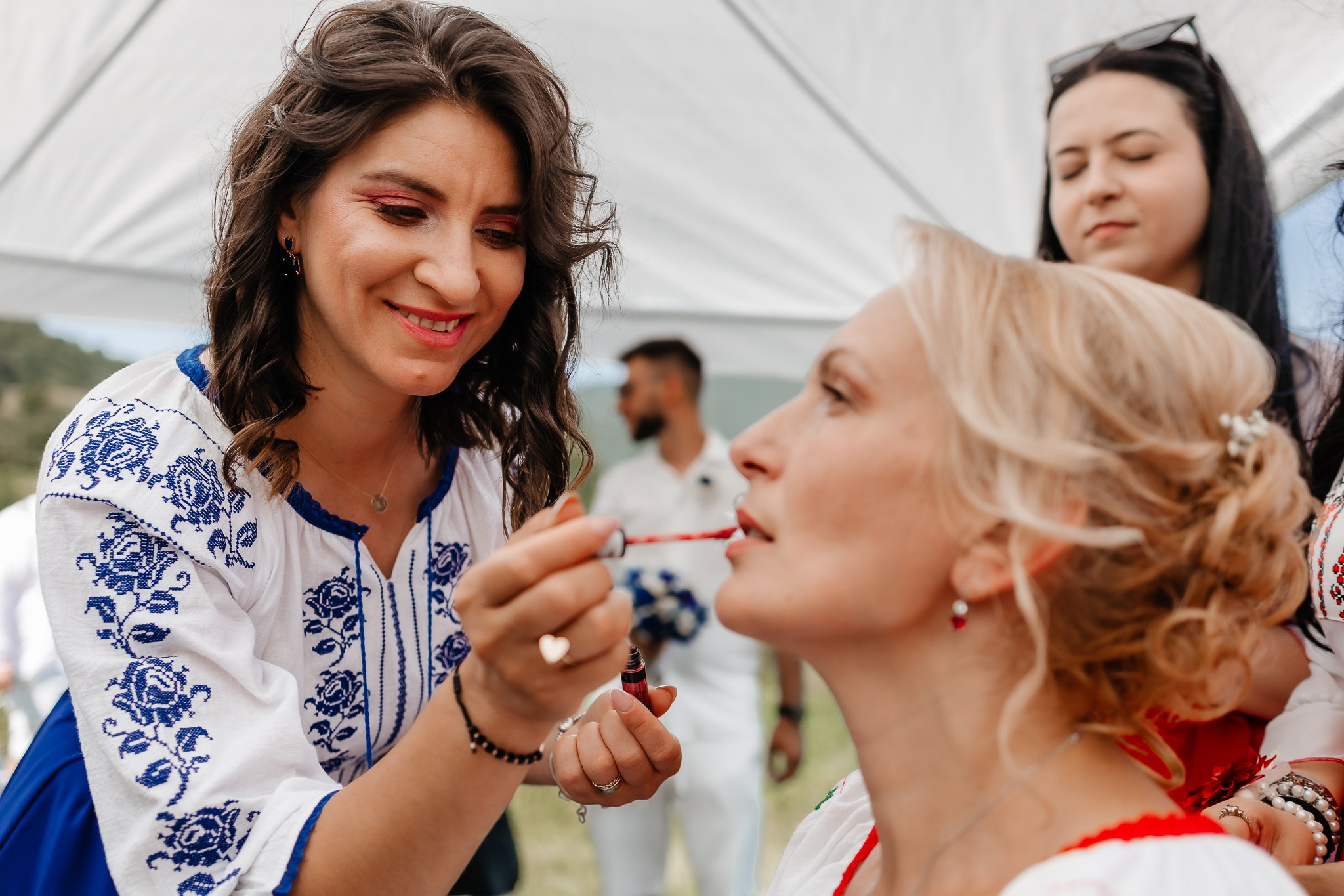 Tradiție și distracție. FotoACTIV.ro - Imaginea ta contează